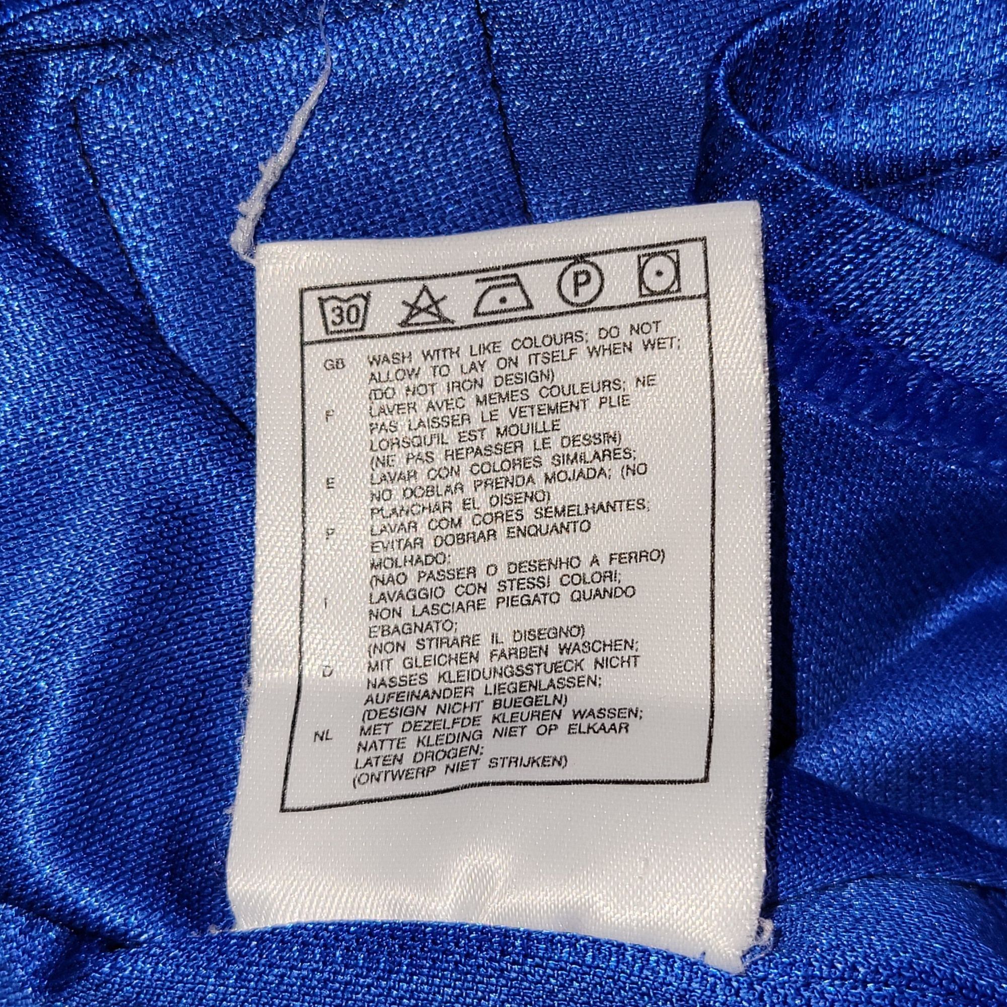 Nike Baggio Italy Nike 1998 WORLD CUP Home Soccer Jersey Shirt L Size US L / EU 52-54 / 3 - 7 Thumbnail