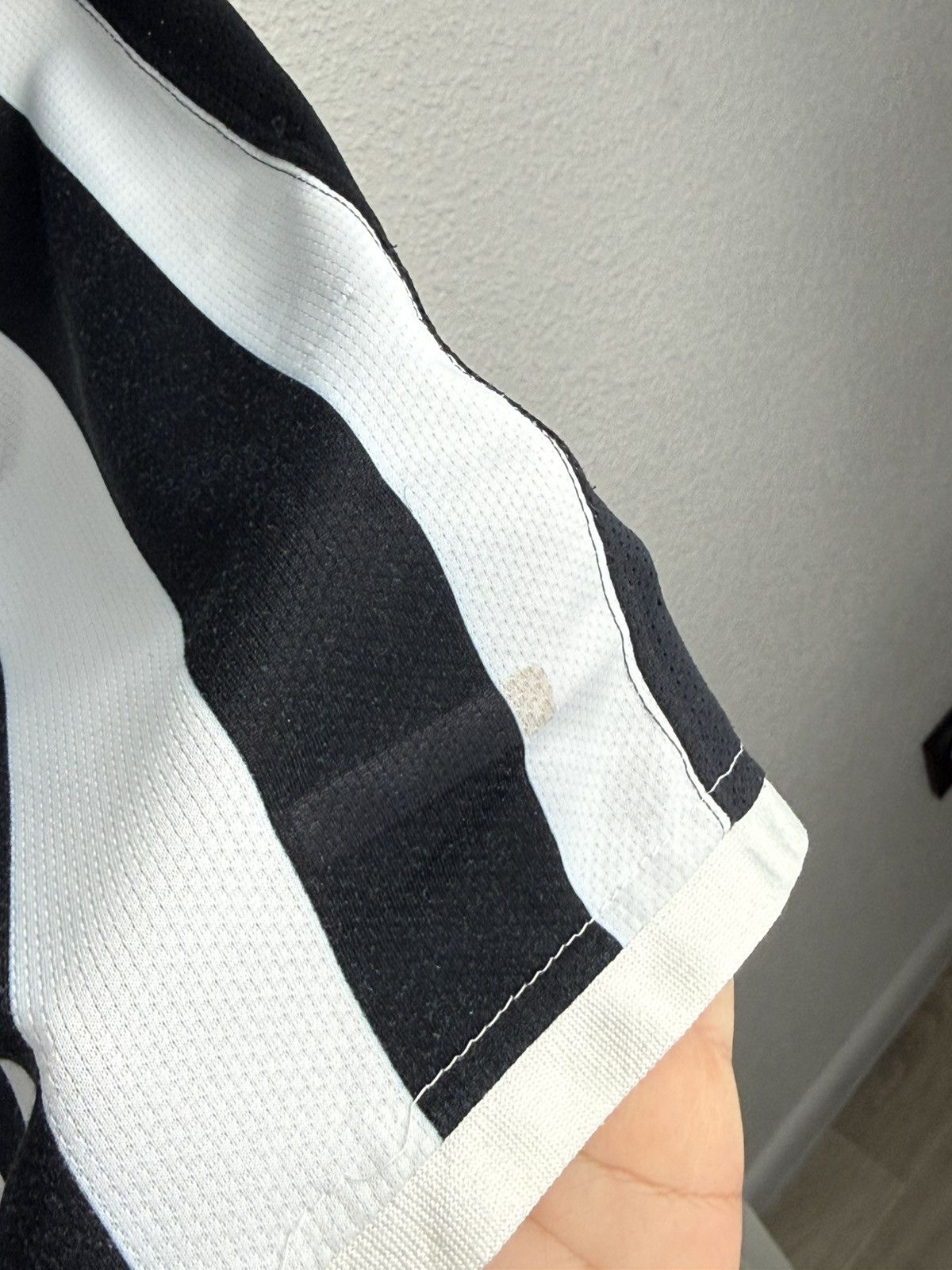 Nike JUVENTUS 2006 2007 HOME FOOTBALL SHIRT SOCCER JERSEY NIKE Size US S / EU 44-46 / 1 - 15 Thumbnail