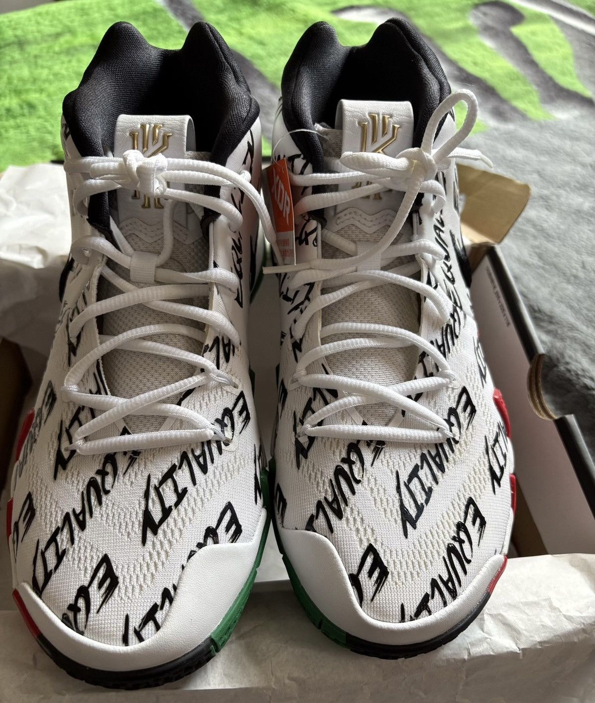 Nike Nike Kyrie 6 Equality Size US 9 / EU 42 - 1 Thumbnail