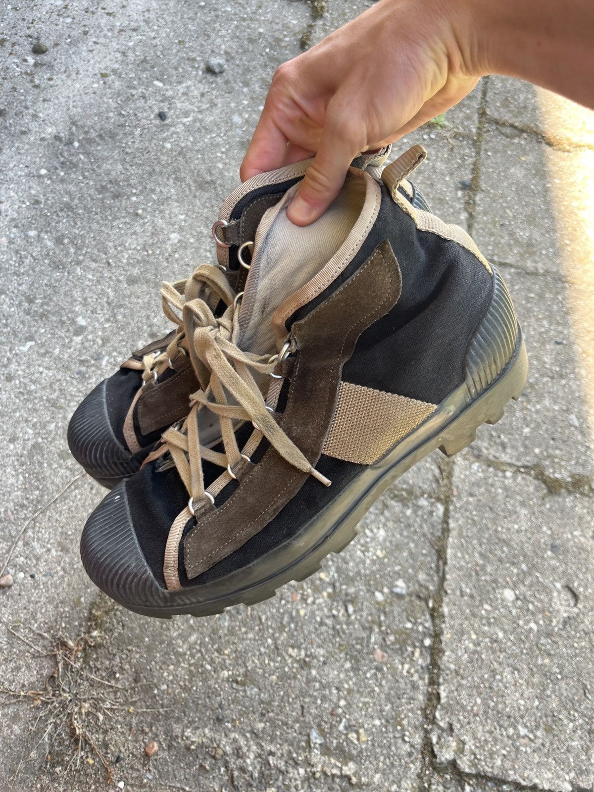 Acne Studios Acne studios FW19 daniel suede grosgrain military boots Size US 11 / EU 44 - 2 Thumbnail