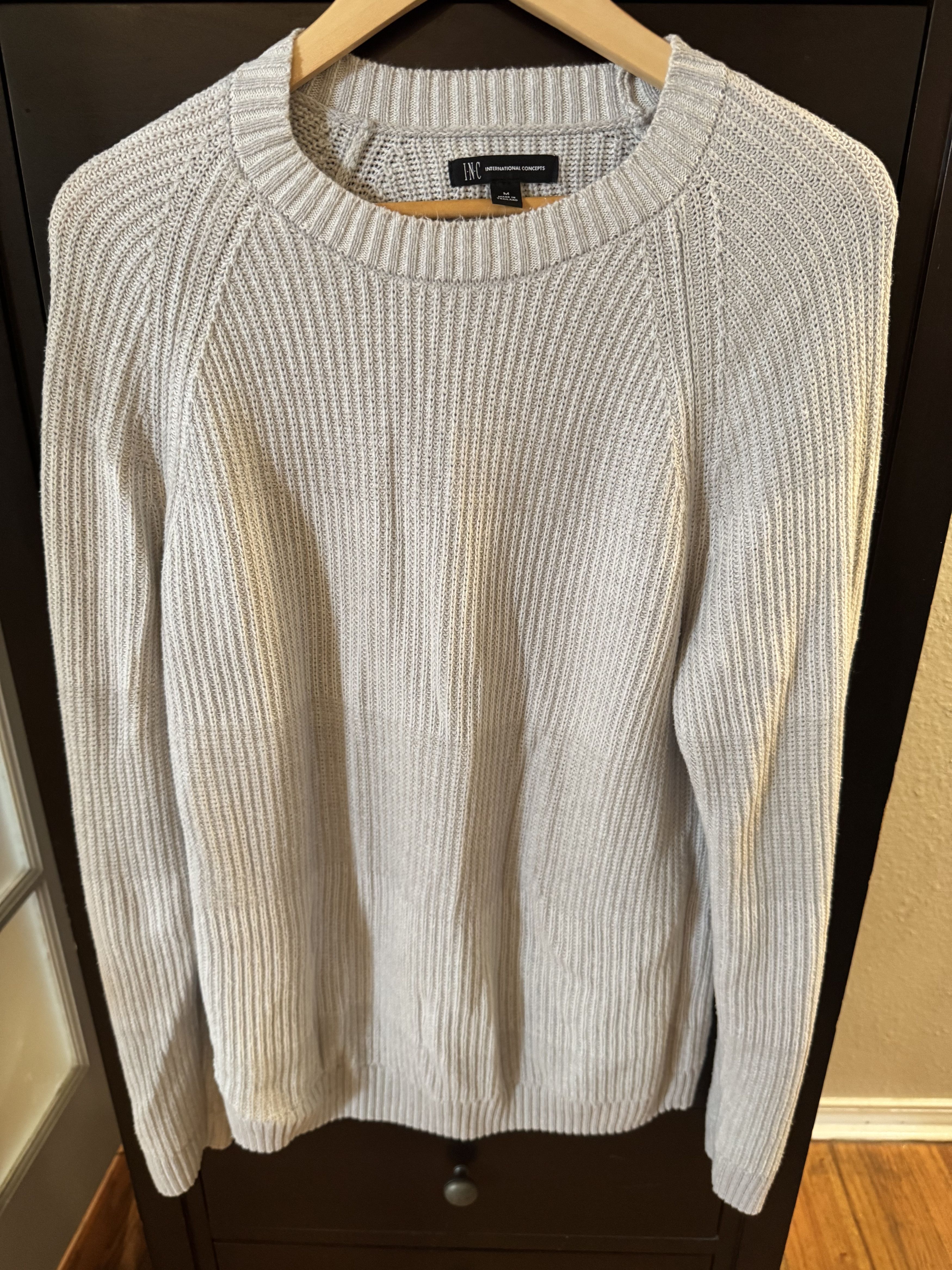 I.N.C I.N.C Oatmeal Sweater. US M. No Defects Size US M / EU 48-50 / 2 - 3 Thumbnail