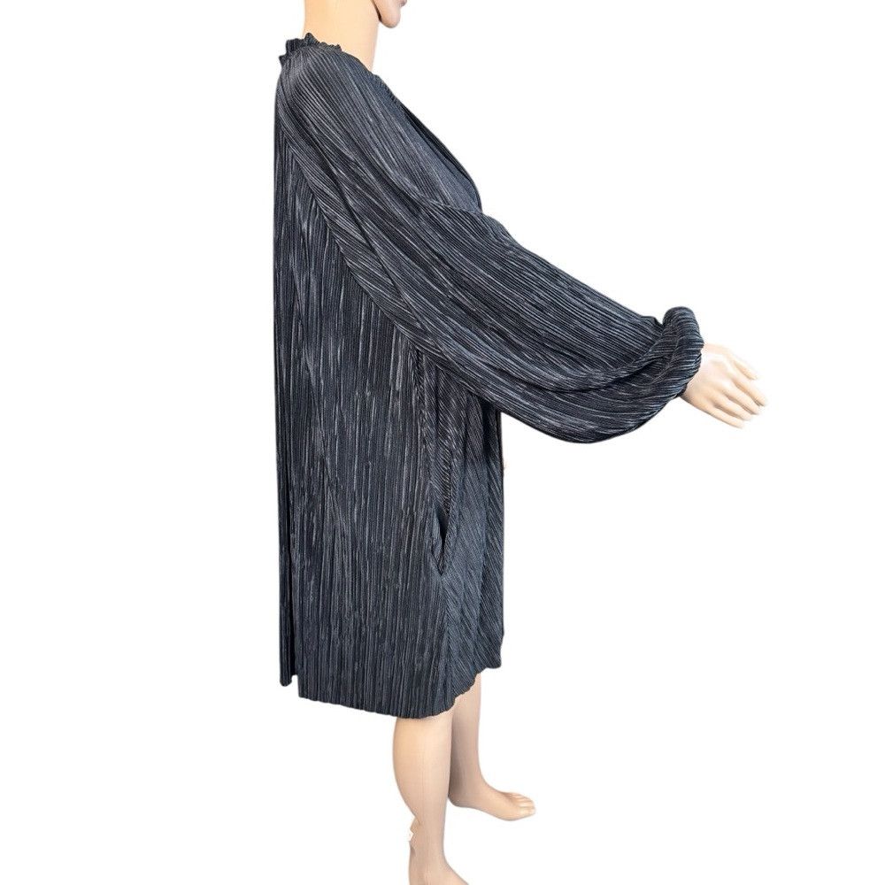 Banana Republic NWT New $119 Banana Republic Plisse Swing Black Long Sleeve Size M / US 6-8 / IT 42-44 - 3 Thumbnail