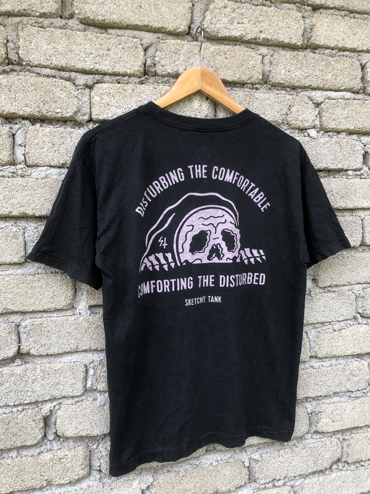 Japanese Brand Lurking Class By Sketchy Tank Backhit Tshirt Size US M / EU 48-50 / 2 - 3 Thumbnail