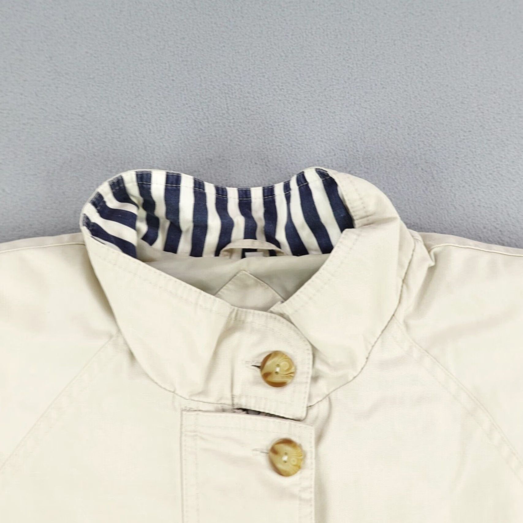 Orvis VINTAGE Orvis Jacket Womens Large Chore Barn Coat Khaki Beige Padded Shoulders Full Zip Pockets 90s Outdoor Canvas Cotton Blend Size L / US 10 / IT 46 - 2 Thumbnail