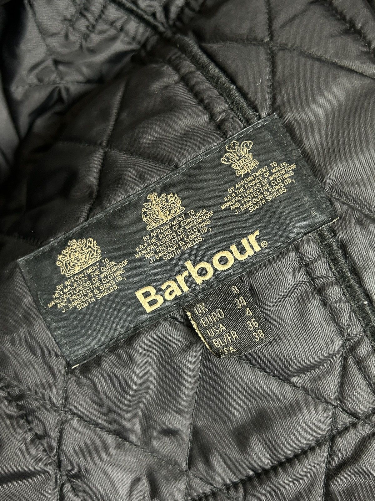 Barbour Barbour International Quilted Jacket In Black EU 34 US 4 Size S / US 4 / IT 40 - 8 Thumbnail