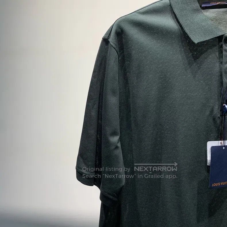 Louis Vuitton Louis Vuitton size 5l Solid Micro Logo Cotton Short Sleeve Size US M / EU 48-50 / 2 - 5 Thumbnail