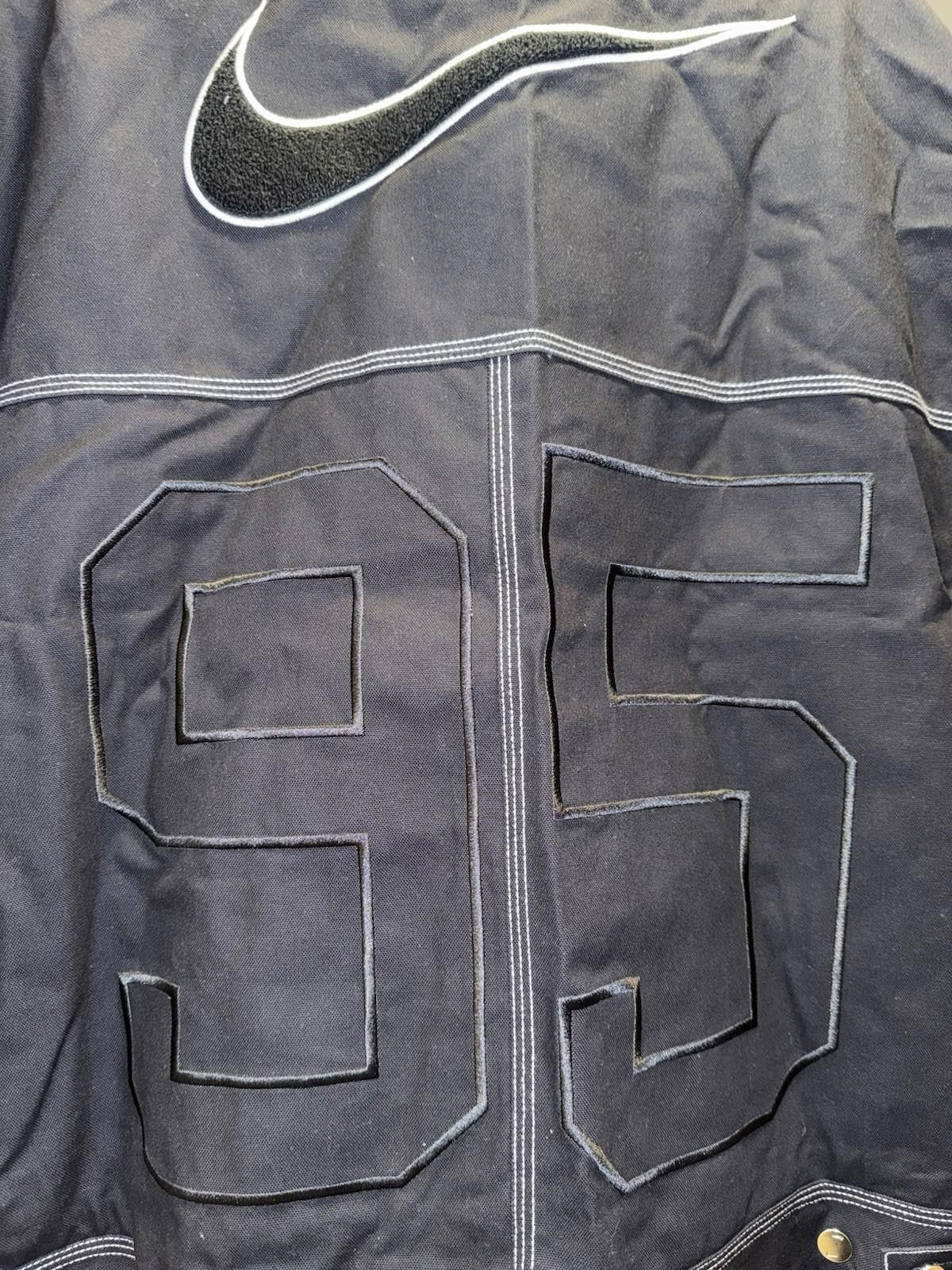 Nike Nike Sportswear Women's Oversized Graphic Cargo Jacket Black Size M / US 6-8 / IT 42-44 - 5 Thumbnail