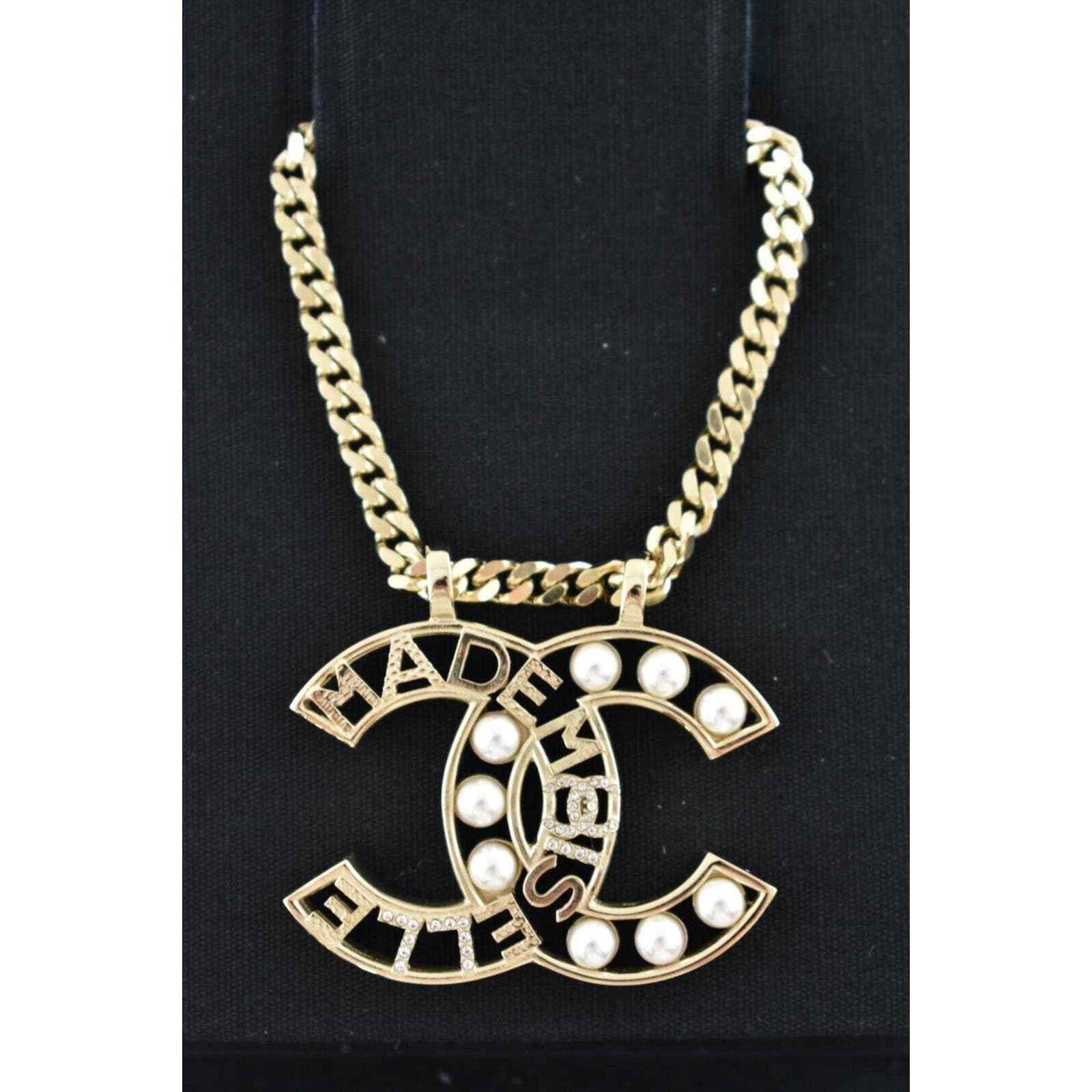 Chanel Chanel 22P Gold Metal Pearl Mademoiselle Pendant Necklace Size ONE SIZE - 1 Thumbnail