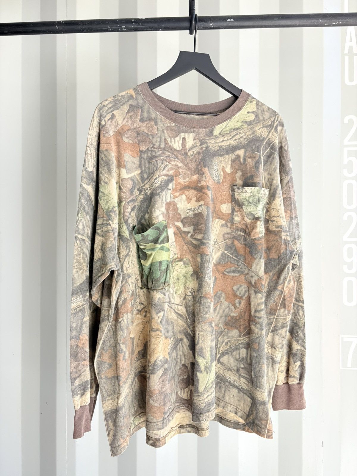 Vintage Vintage Camo Blank Pocket Shirt FadedDistressed Band Grunge Size US XXL / EU 58 / 5 - 2 Thumbnail