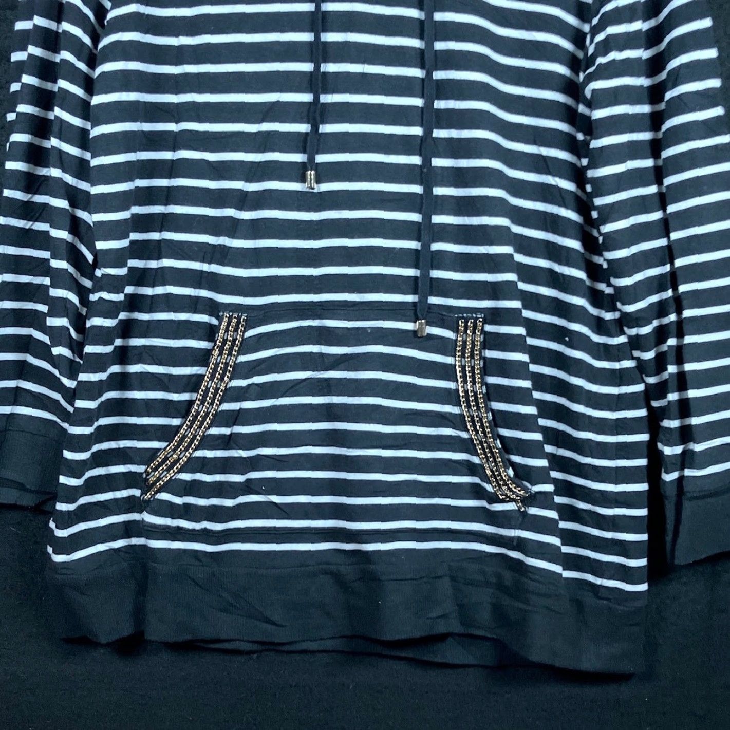 Vintage Zenergy by Chico's Women Sweater Black White Striped Chain Accent Knit Pullover Regular 4 XS? No, 4 Size S / US 4 / IT 40 - 3 Thumbnail
