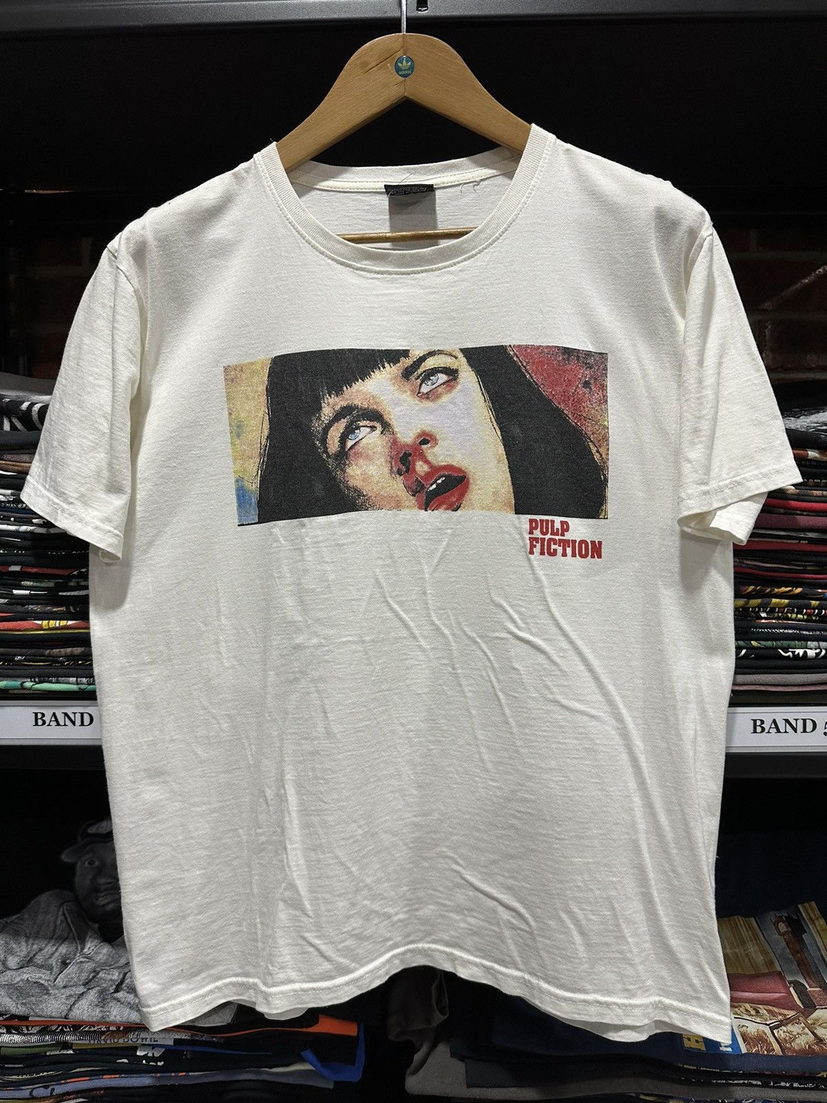 Anime Vintage Pulp Fiction Movie Faded Tee Size US L / EU 52-54 / 3 - 1 Thumbnail