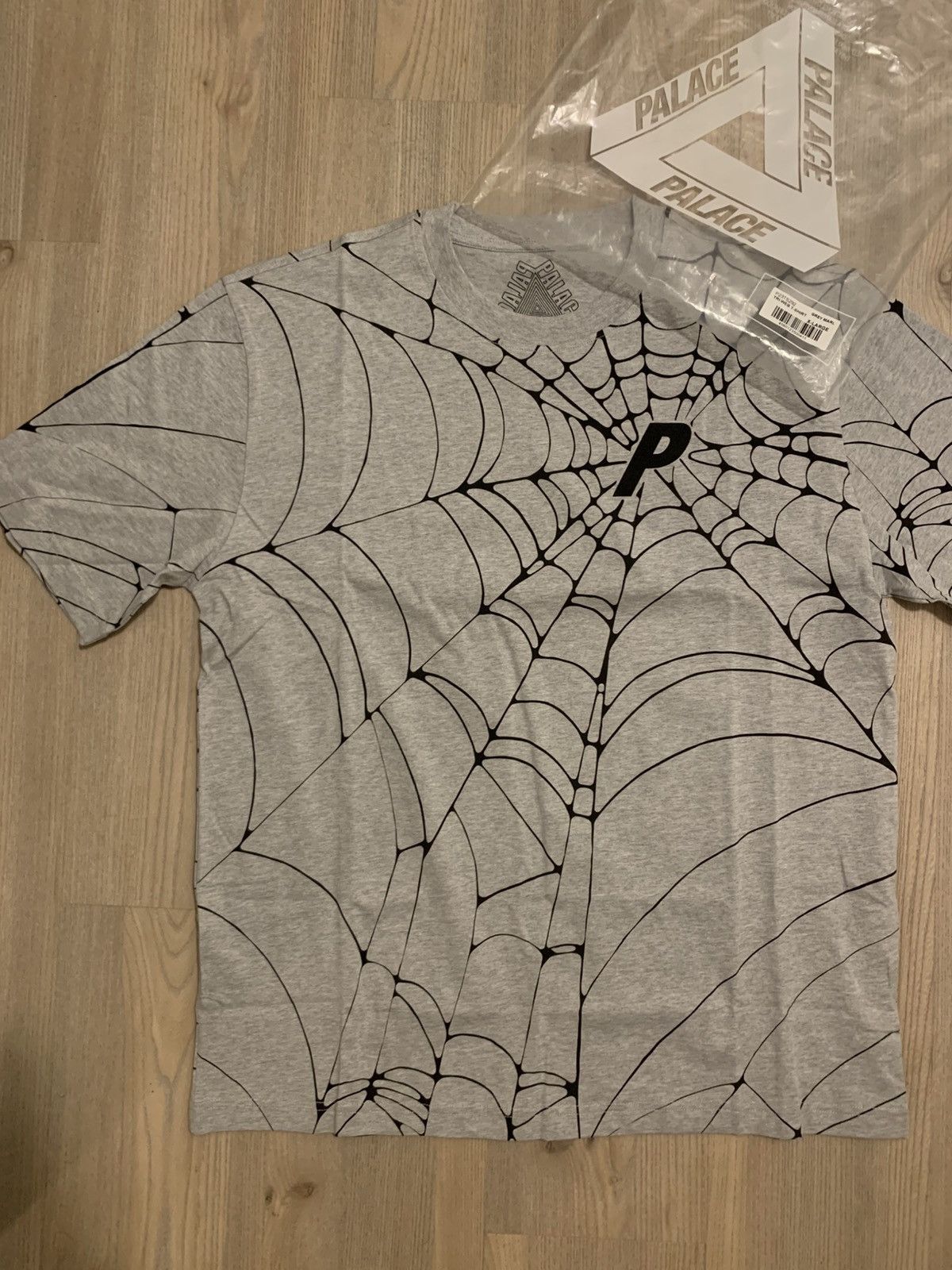 Palace Palace tri web tri ferg P spider web skate tee Size US XL / EU 56 / 4 - 2 Thumbnail