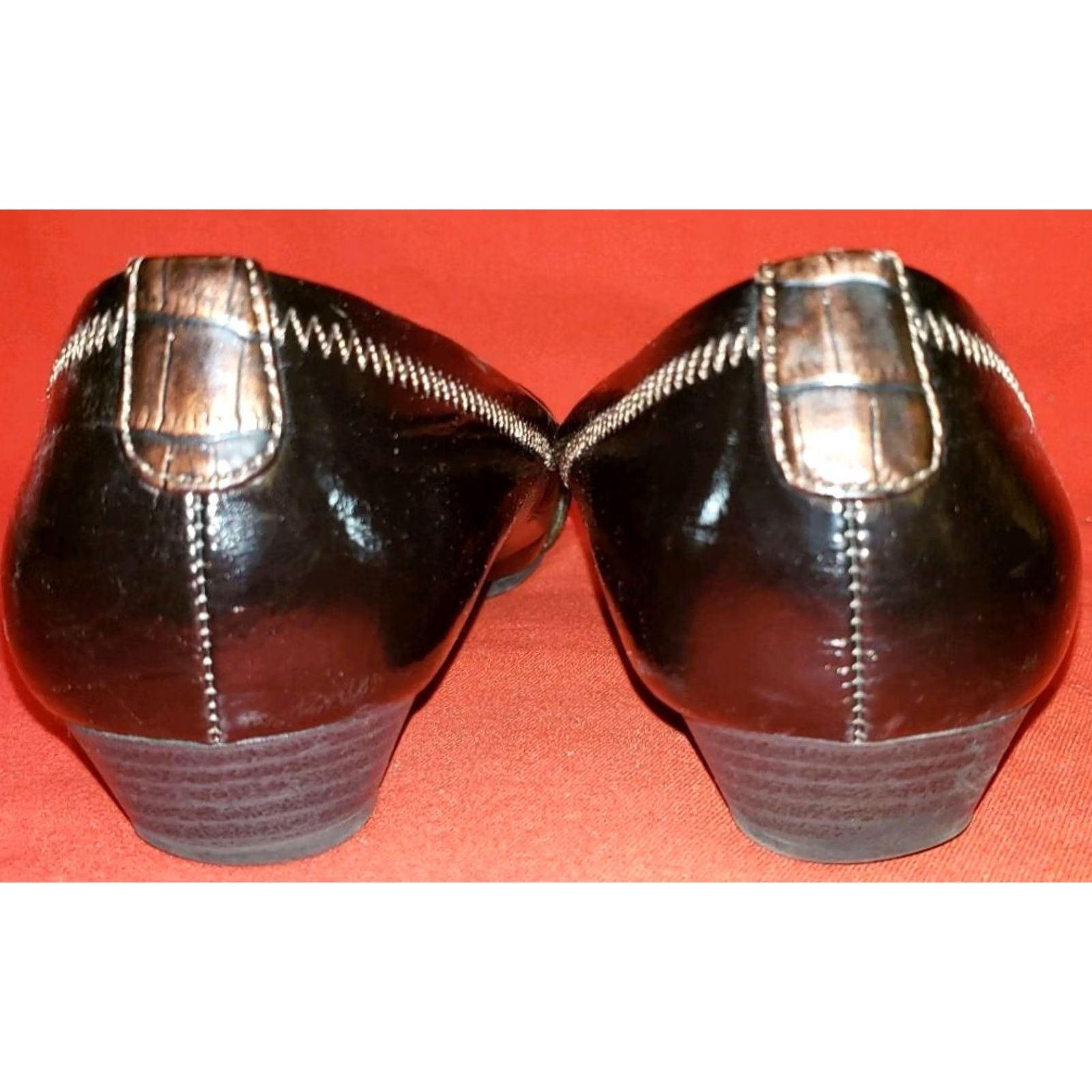 Vintage LifeStride Mascot Flats Women's 8.5M Brown Alligator Metal Accent Dress Size M / US 6-8 / IT 42-44 - 6 Thumbnail