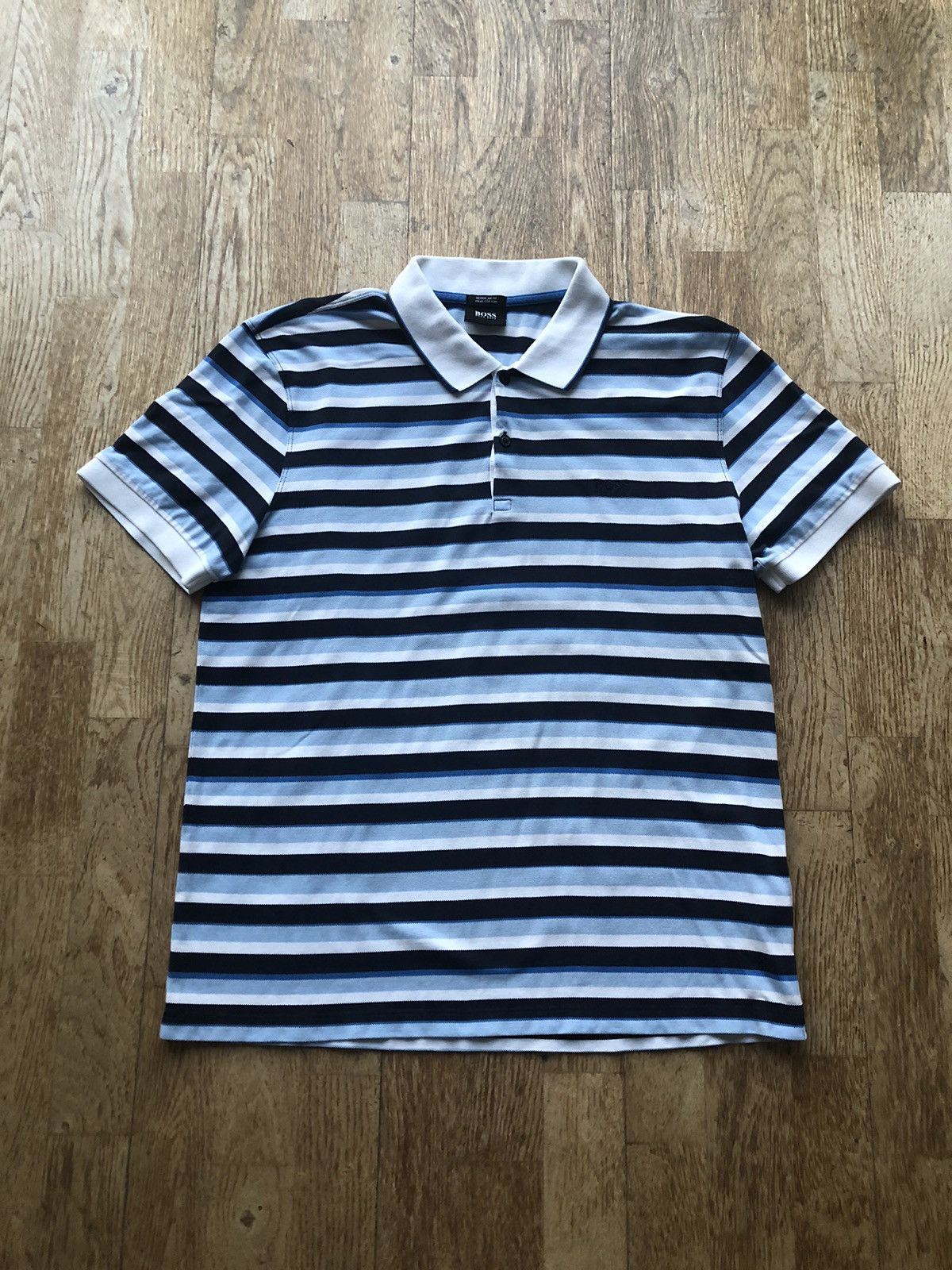 Hugo Boss HUGO BOSS VINTAGE CLASSIC POLO SHIRT Size US L / EU 52-54 / 3 - 1 Thumbnail