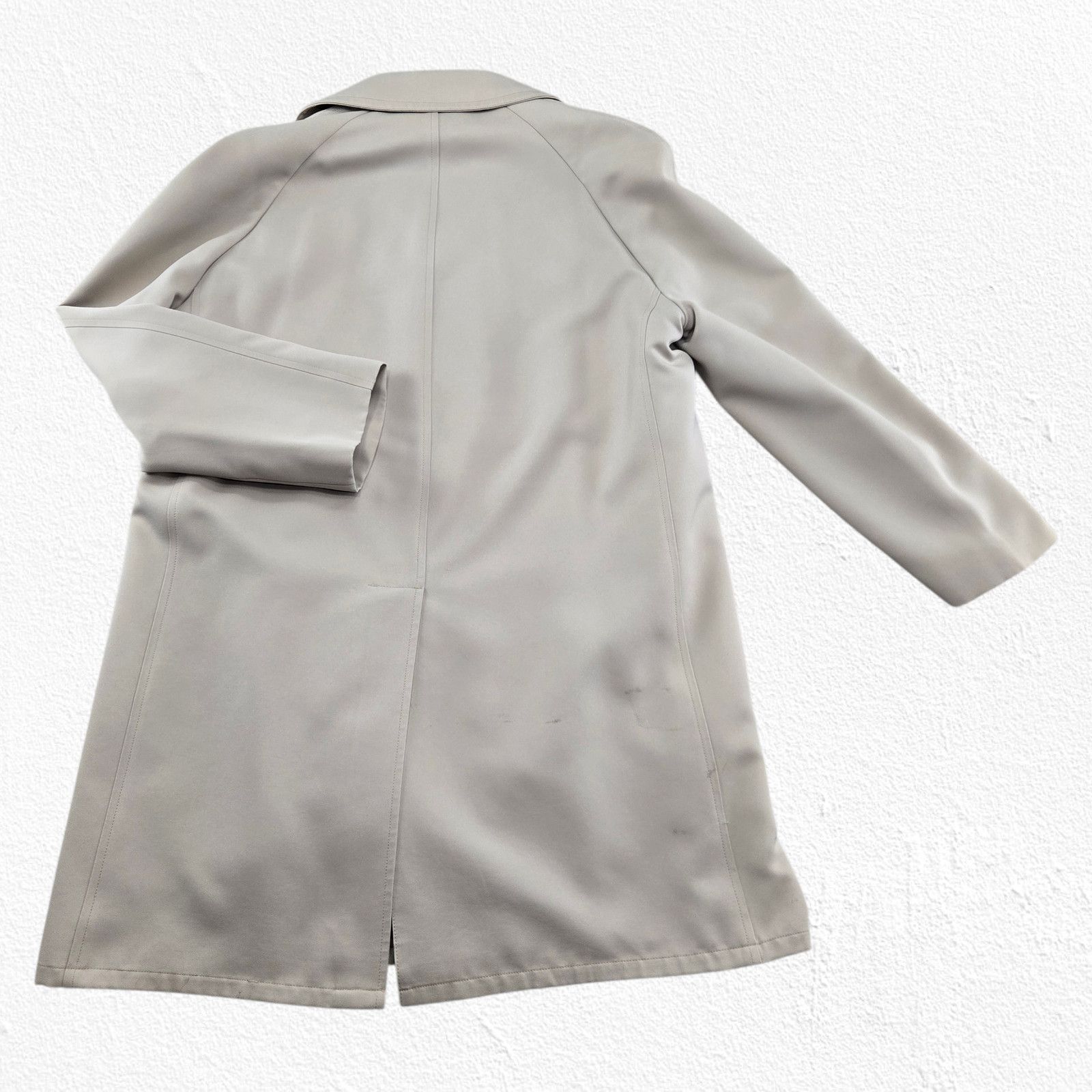 Vintage 70s Beige All Weather Removable Lining Trench Coat Size 42S Size US L / EU 52-54 / 3 - 18 Thumbnail