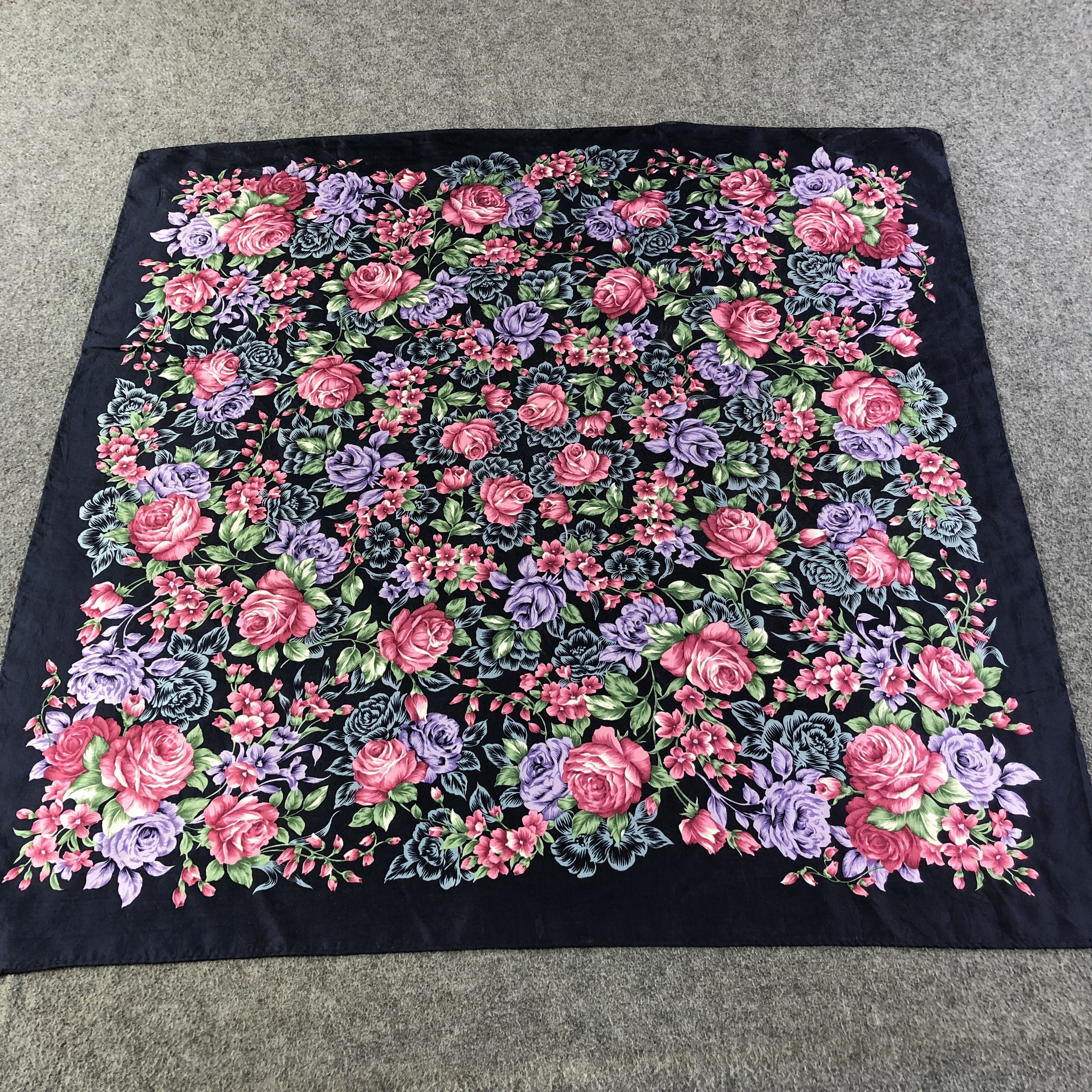 Japanese Brand Luxury Floral Silk Scarf M564 Size ONE SIZE - 1 Thumbnail
