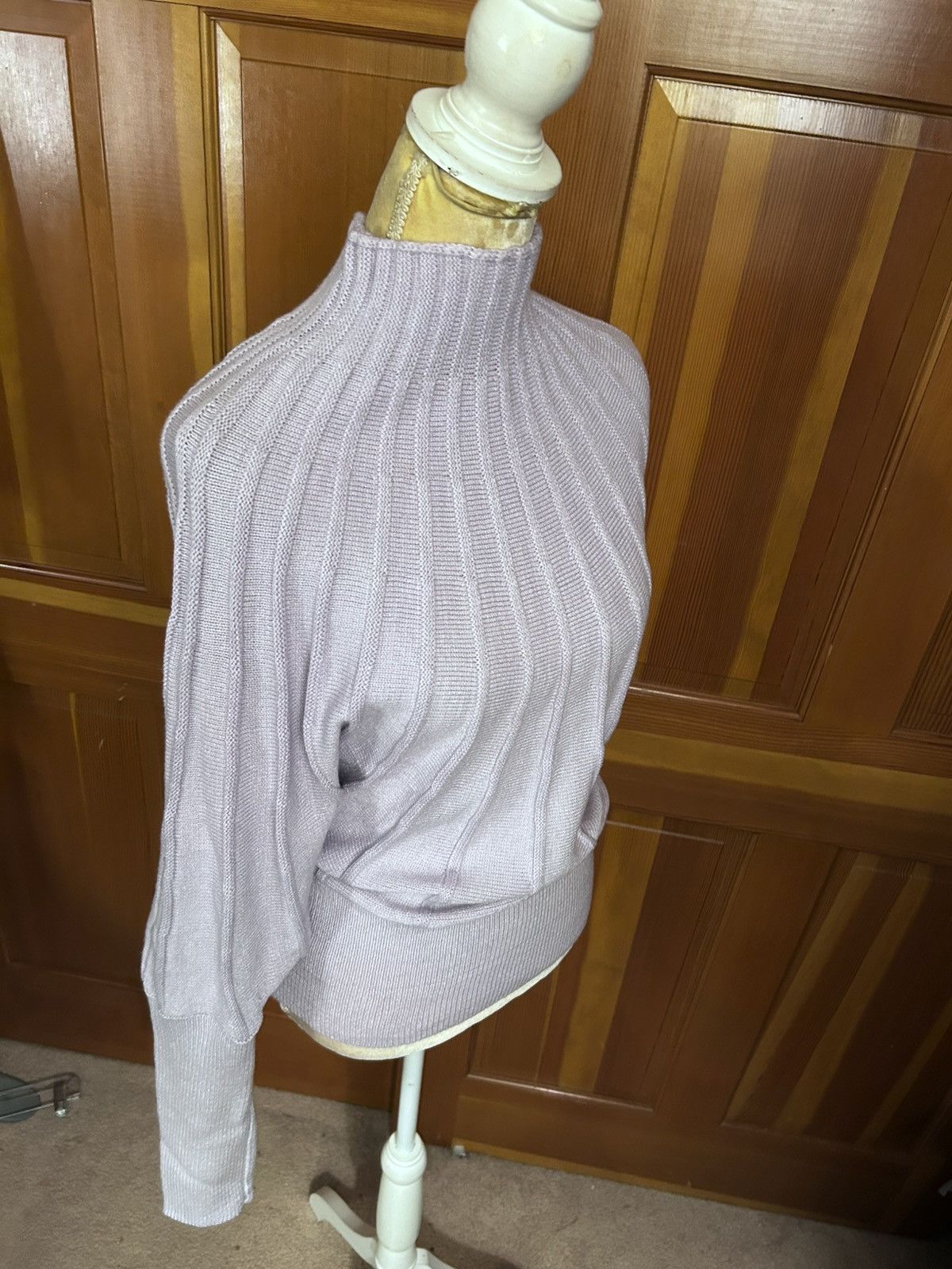 Designer × Other NWT, Lavishly Paris Women's Luxurious Batwing Sweater Size M / US 6-8 / IT 42-44 - 3 Thumbnail