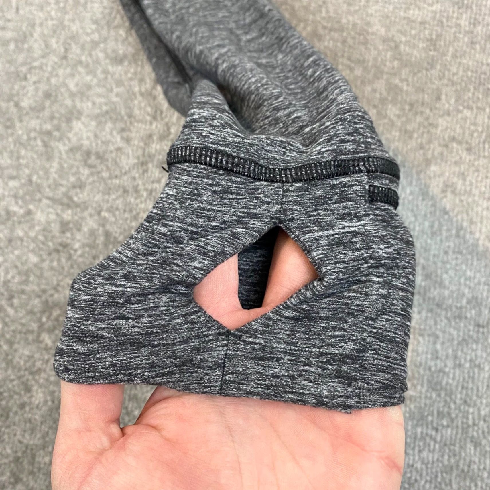 Lululemon Lululemon Jacket Womens 8 Gray Black Running Ruffles 1/2 Zip Activewear Pullover Size M / US 6-8 / IT 42-44 - 7 Thumbnail