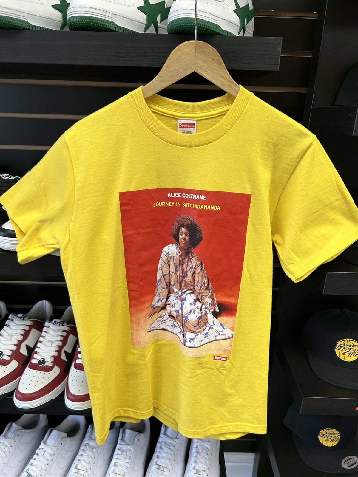Supreme Supreme Alice Coltrane T-shirt Size US S / EU 44-46 / 1 - 1 Thumbnail