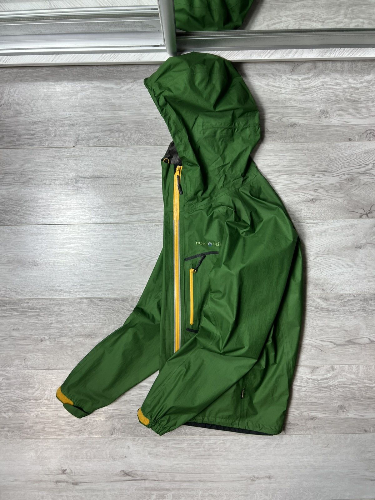 ジャケット・アウター 00s montbell GORE-TEX shell jacket Y2K montbell GORE-TEX shell jacket green Y2K