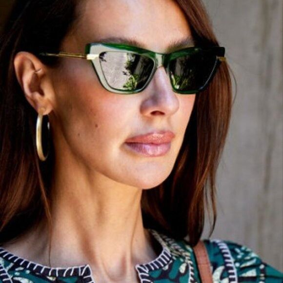 Bottega Veneta Bottega Veneta BV1241S 003 Sunglasses Green/Gold Cat Eye Size ONE SIZE - 1 Thumbnail