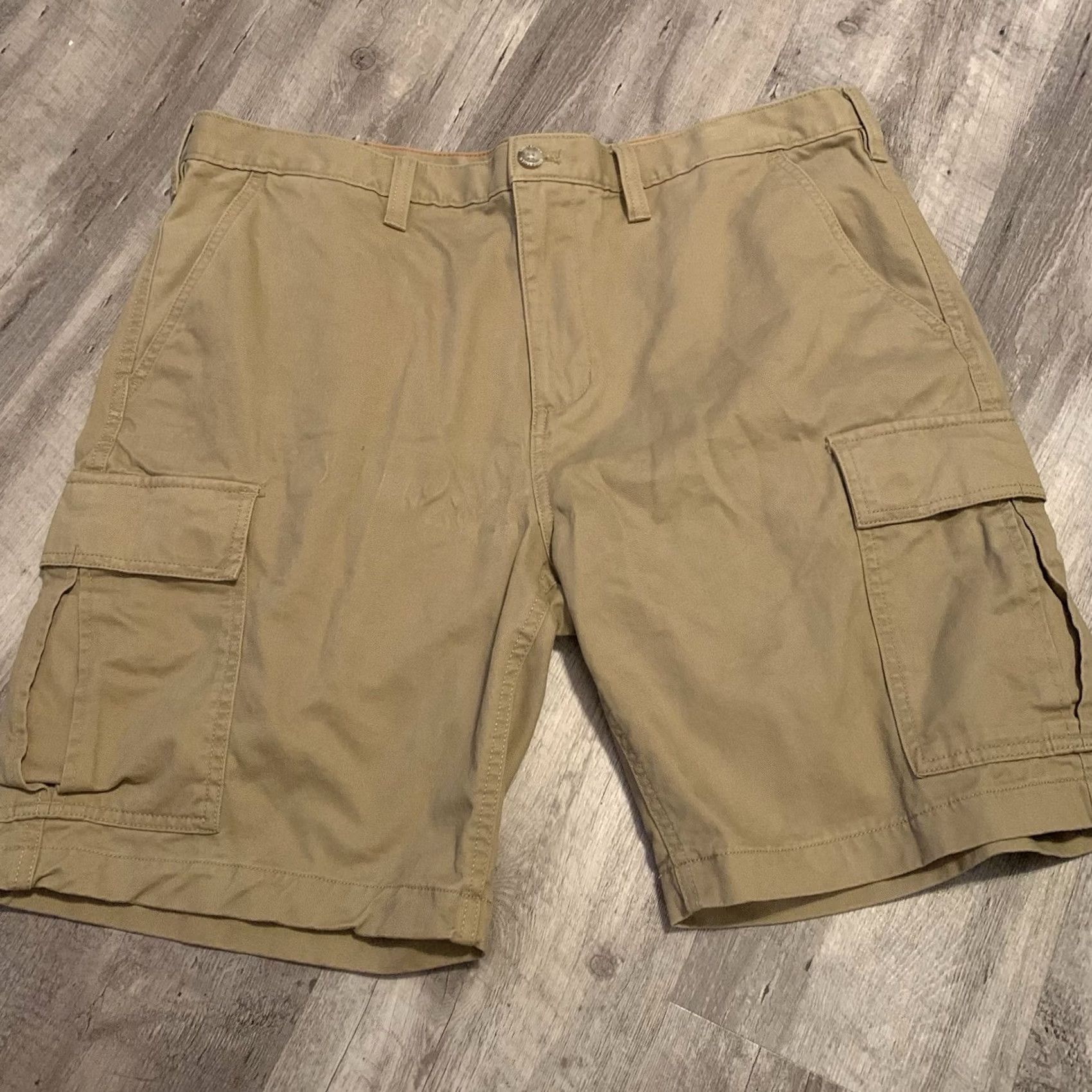 Eddie Bauer Eddie Bauer Cargo Shorts Mens 40 Tan Khaki Brushed Cotton Flat Front Relaxed Size US 40 / EU 56 - 3 Thumbnail