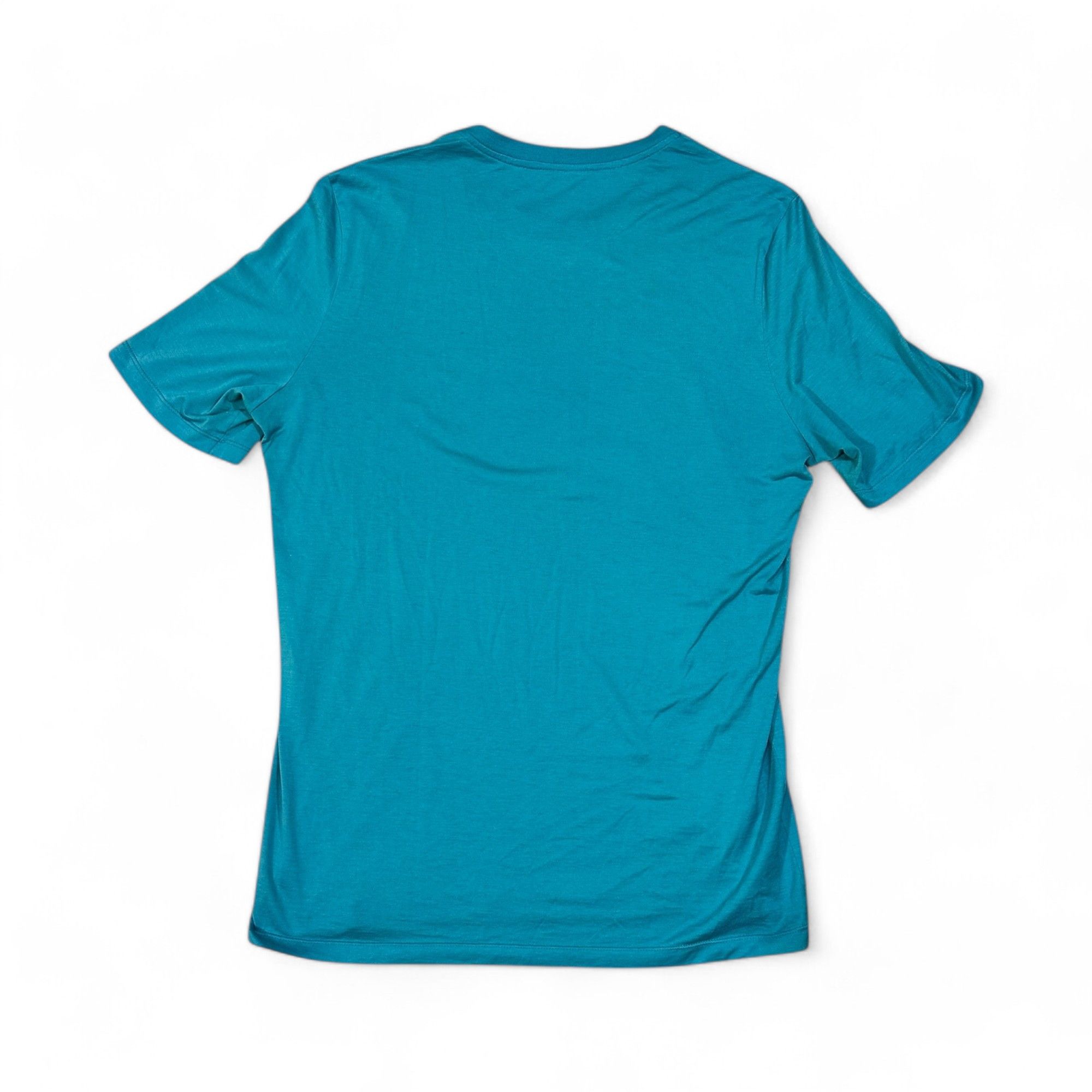 Louis Vuitton Louis Vuitton T-Shirt Feathers LV Logo Print Blue Size M / US 6-8 / IT 42-44 - 2 Thumbnail