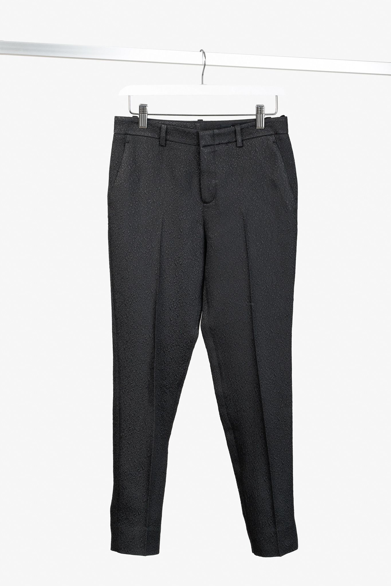 Gucci Gucci PF/13 Black Textured-Jacquard Tapered Trousers Size 26" / US 2 / IT 38 - 1 Thumbnail