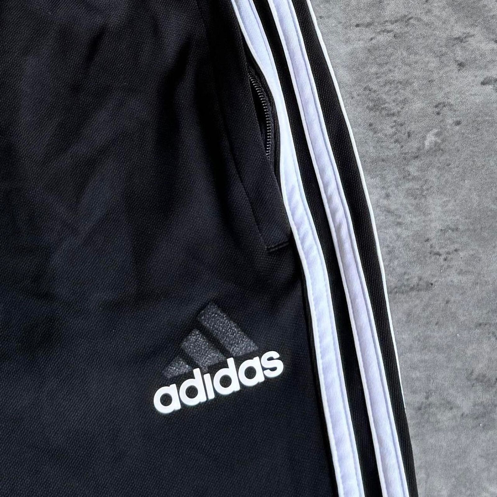 Adidas × Vintage Vintage Y2K Adidas Black Embroidered Grunge Opium Sweatpants Size US 32 / EU 48 - 3 Thumbnail
