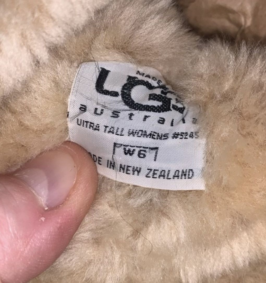 Ugg UGG Ultra Tall Revival Chestnut Women's size 6 Size US 6 / IT 36 - 7 Thumbnail