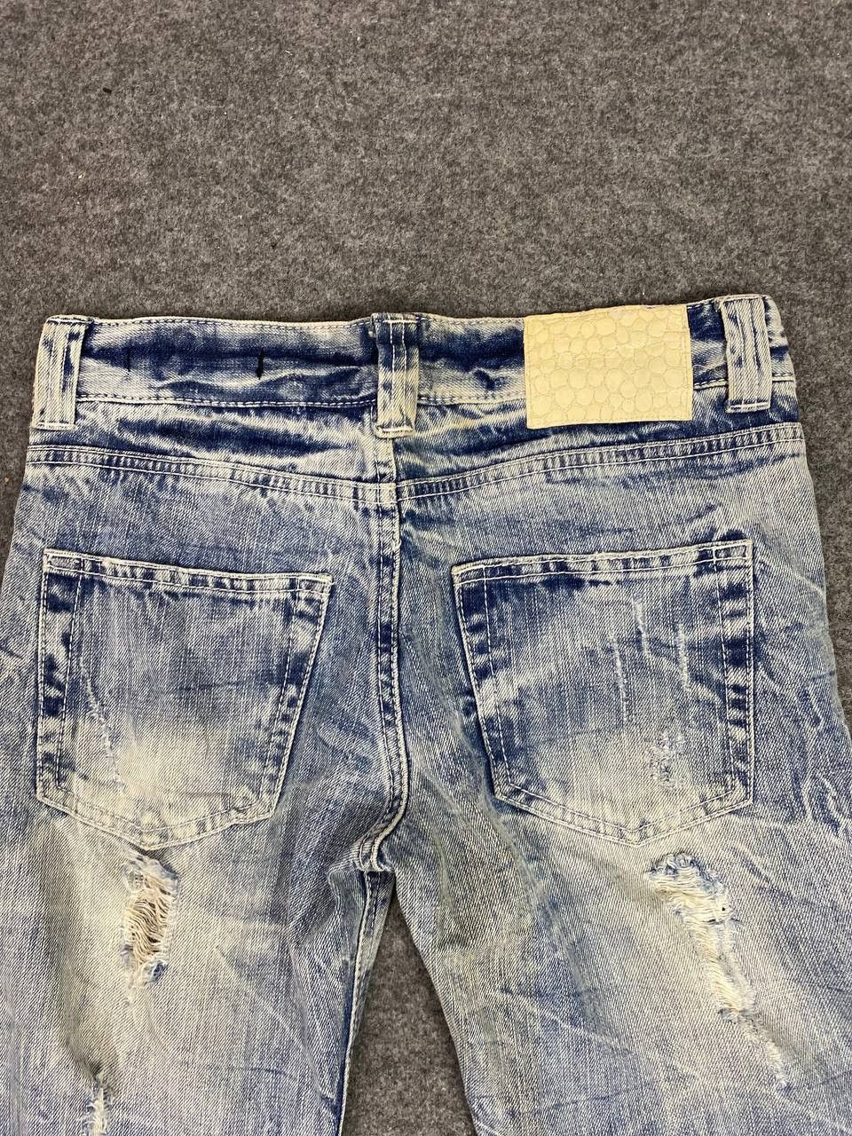 Japanese Brand vintage rush hour acid wash distressed denim nice design Size 31" - 3 Thumbnail