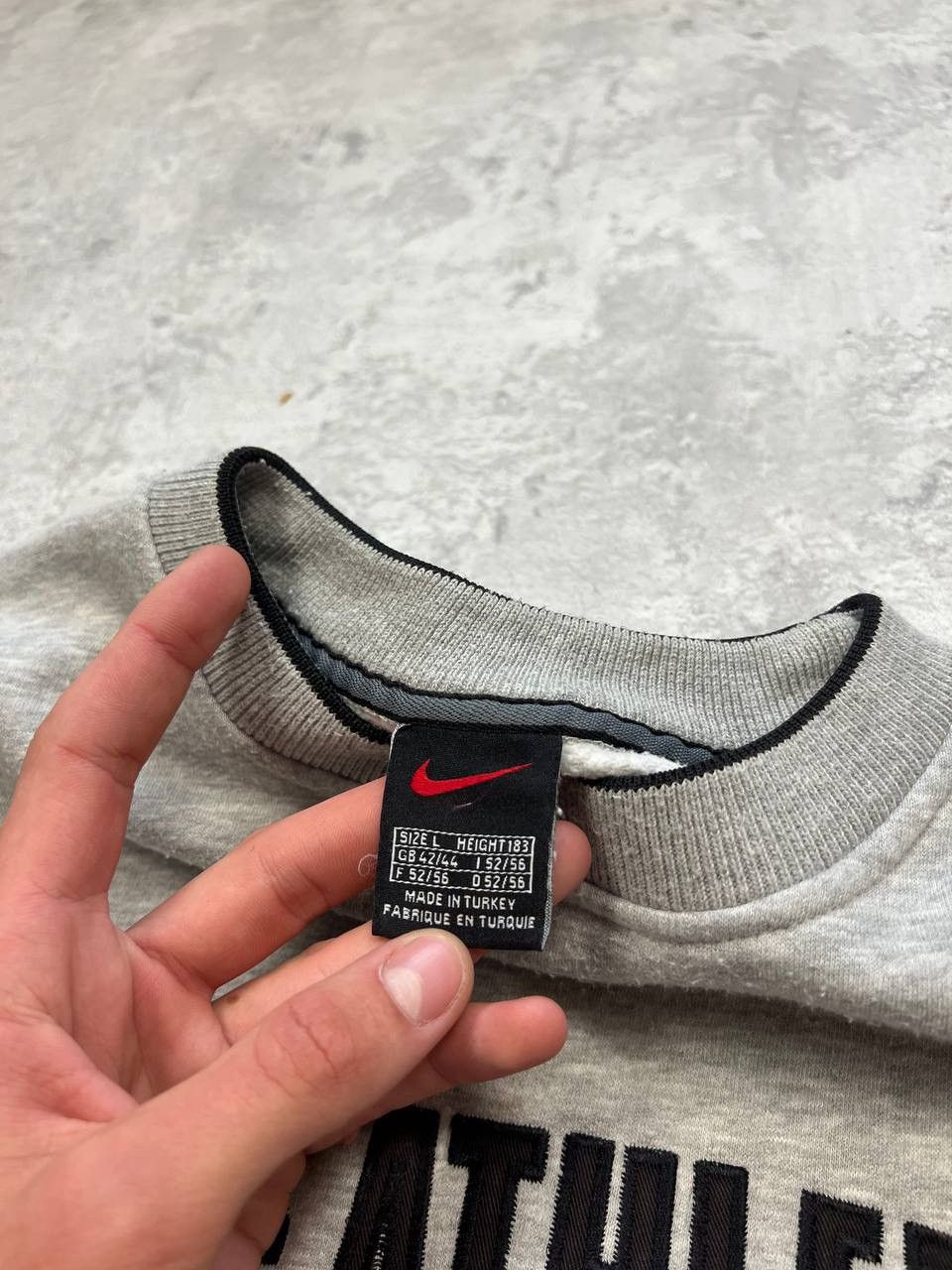 Nike Vintage Nike Athletic Sweatshirt Embroidered Big Logo Size US L / EU 52-54 / 3 - 11 Thumbnail