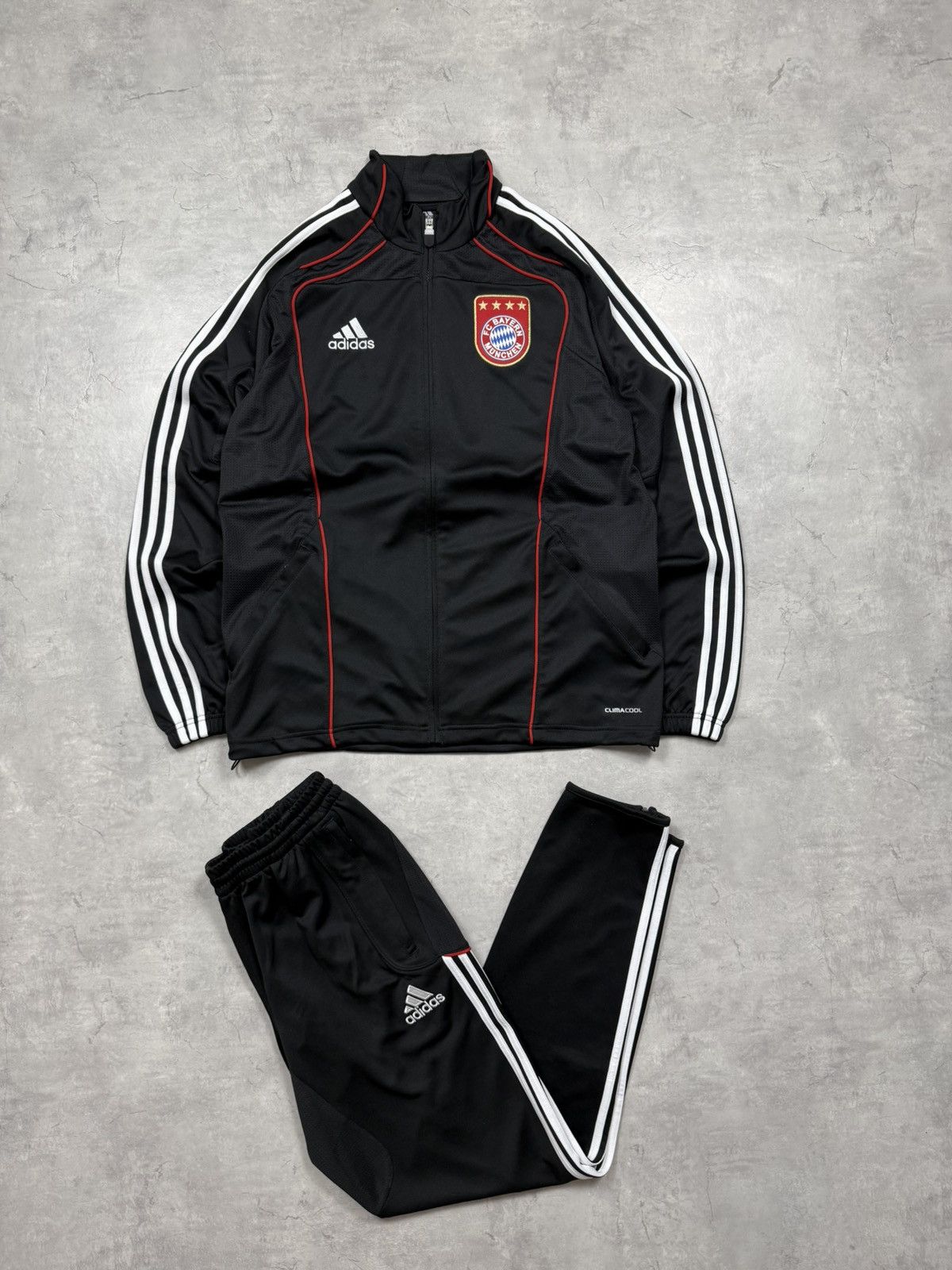 Adidas Adidas Bayern Munchen 2010 Size US L / EU 52-54 / 3 - 1 Thumbnail