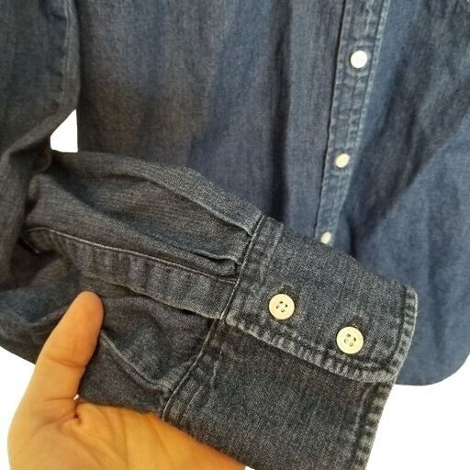 J.Crew J. Crew Womens Denim Shirt Size M Classic Heritage Preppy Size M / US 6-8 / IT 42-44 - 4 Thumbnail
