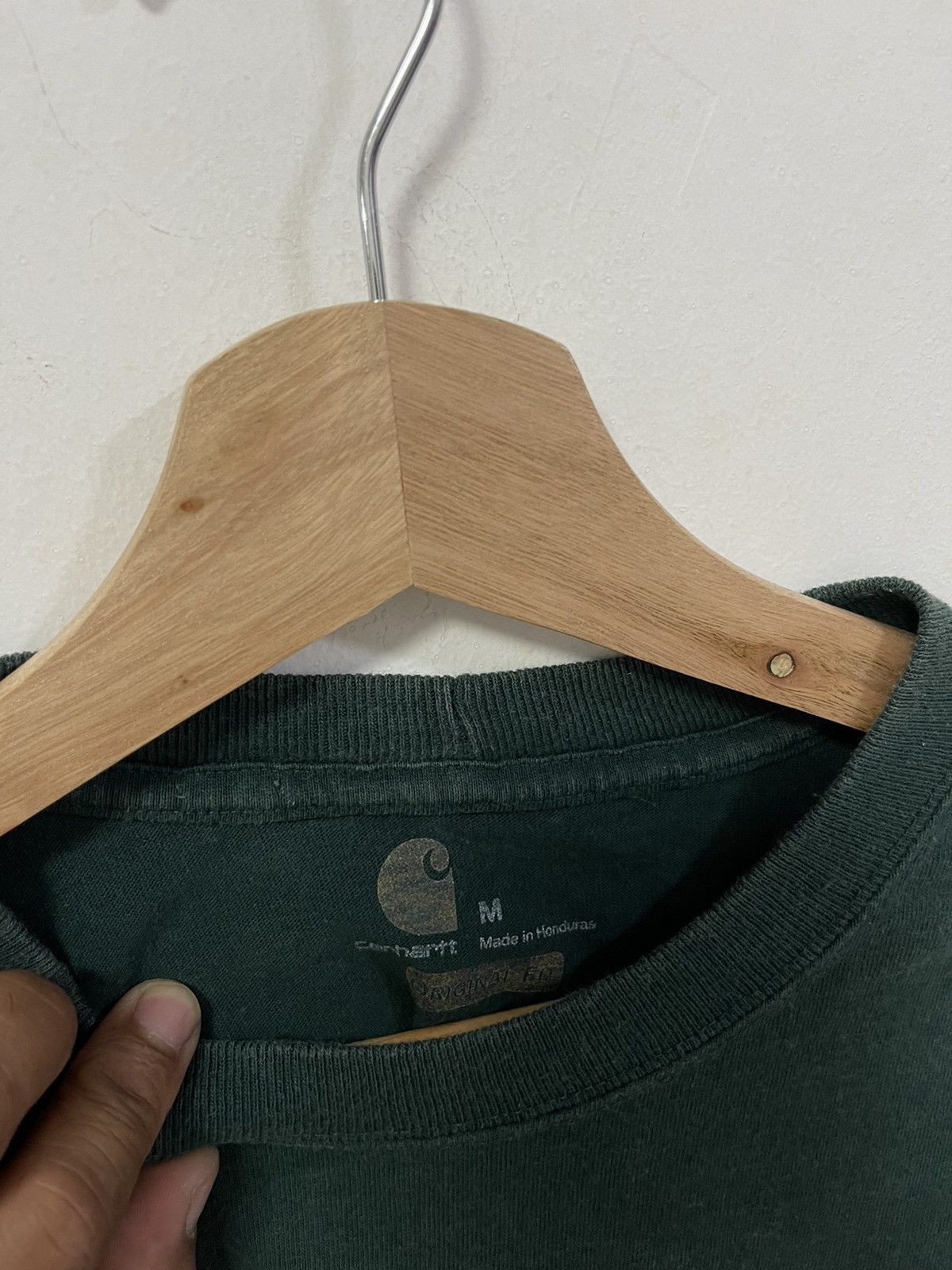 Carhartt Carhartt Mini Logo Single Pocket Vintage Tshirt Size US M / EU 48-50 / 2 - 6 Thumbnail
