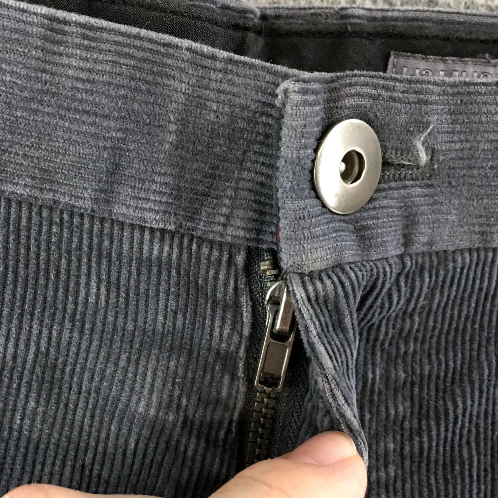 H&M H&M Corduroy Straight Leg Pants Mens 30 Gray Cotton Mid Rise Casual 5 Pockets Size US 30 / EU 46 - 5 Thumbnail