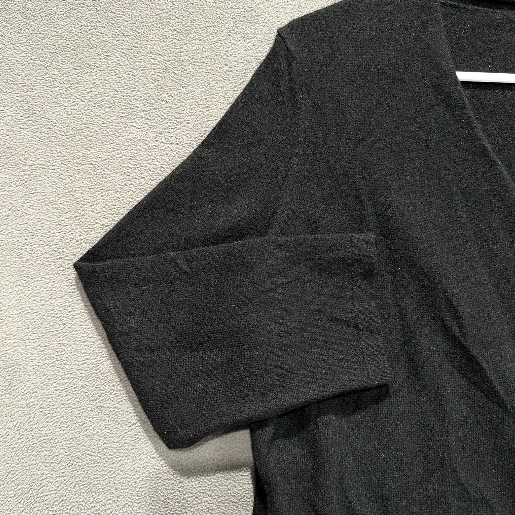 Ann Taylor Ann Taylor Sweater Womens Large Black 100% Cashmere V-Neck 3/4 Sleeve Pullover Knit Casual Size L / US 10 / IT 46 - 4 Thumbnail