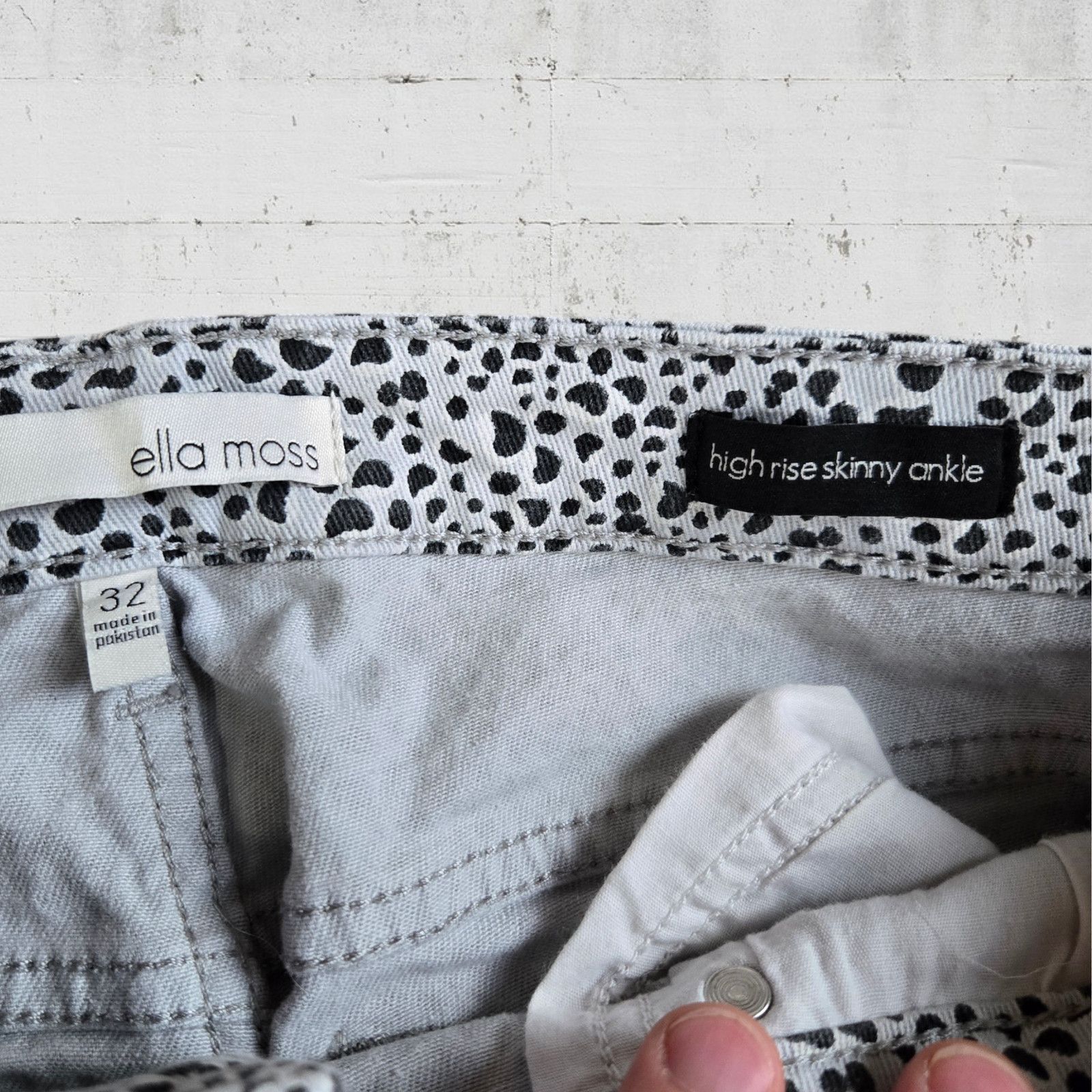 Other Ella Moss Gray Animal Print Skinny Jeans Size 32 Size 32" / US 10 / IT 46 - 5 Thumbnail