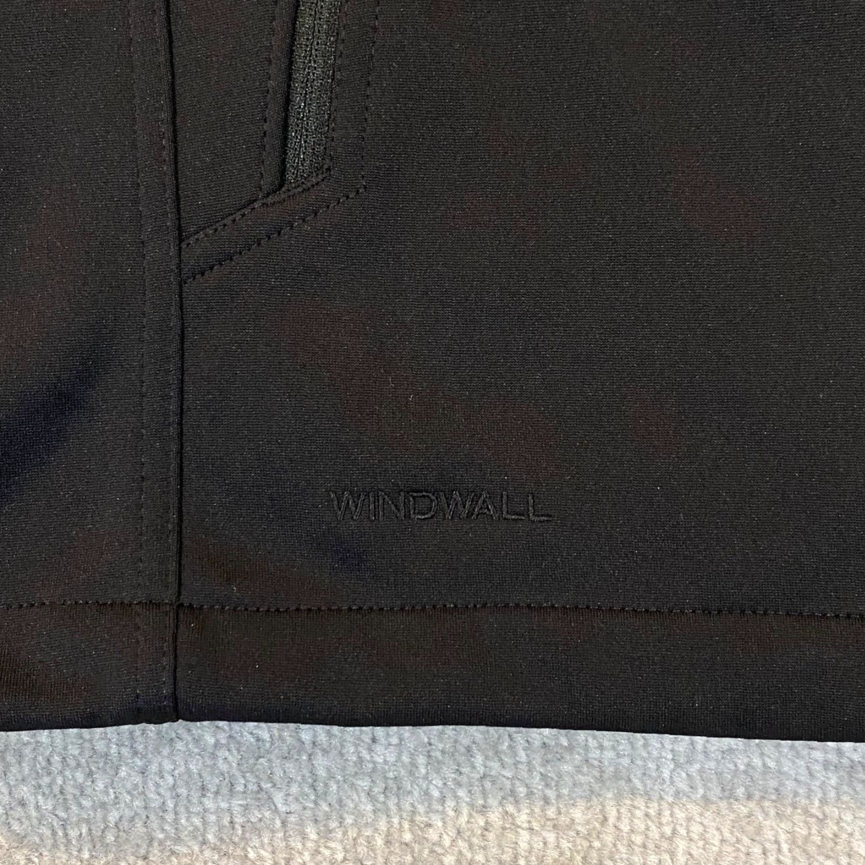 The North Face THE NORTH FACE Vest Mens Large Black Windwall Jacket Anheuser Busch Beer NEW Size US L / EU 52-54 / 3 - 4 Thumbnail