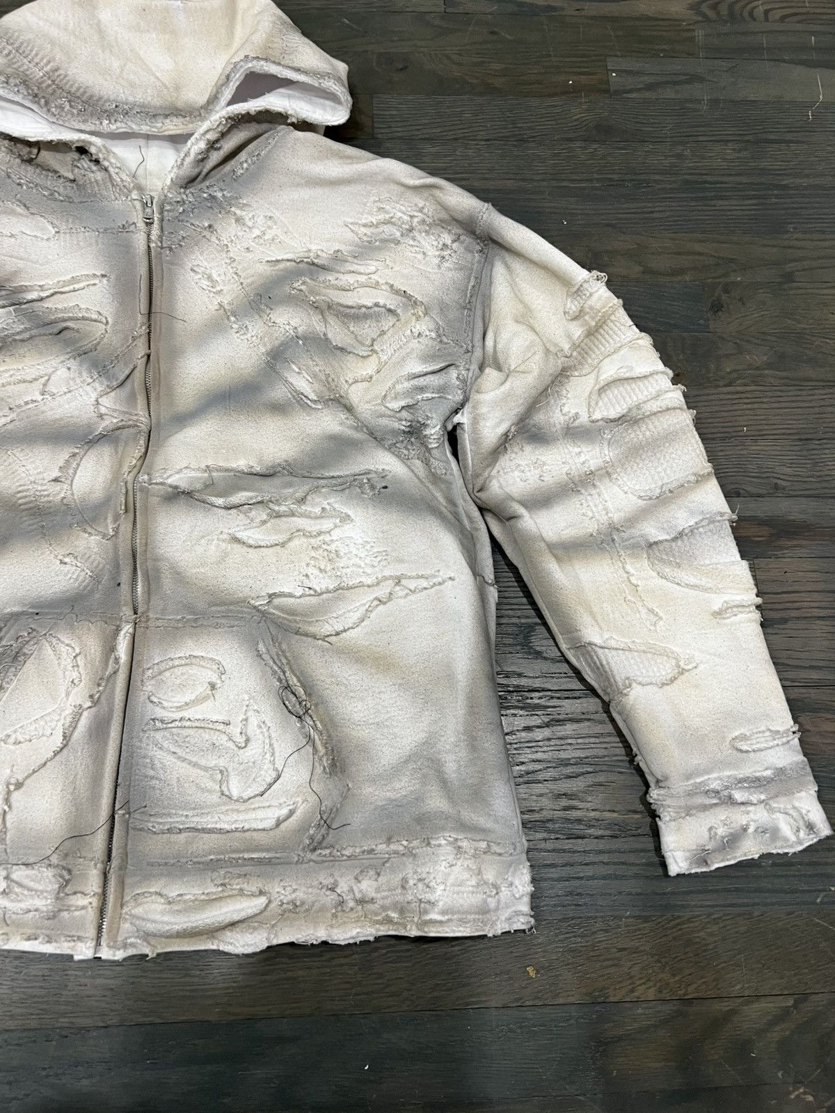 Who Decides War 1o1 runway sample Size US M / EU 48-50 / 2 - 4 Thumbnail