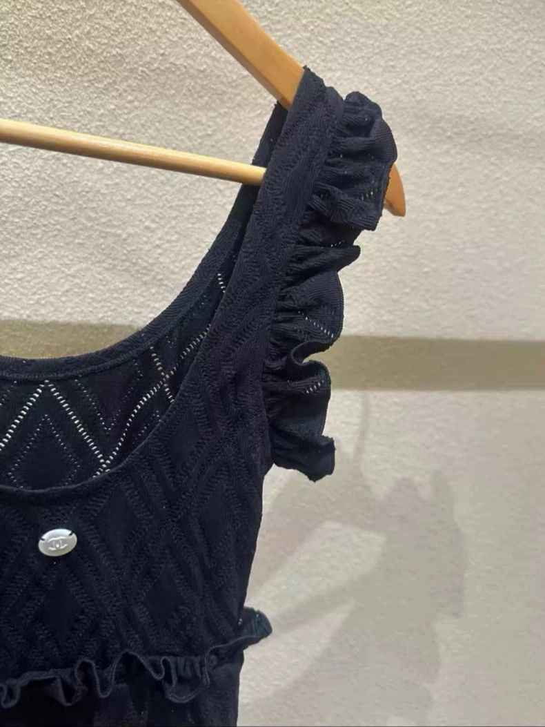 Chanel Chanel 22M black ruffled knitted dress Size XXS / US 00 / IT 34 - 3 Thumbnail