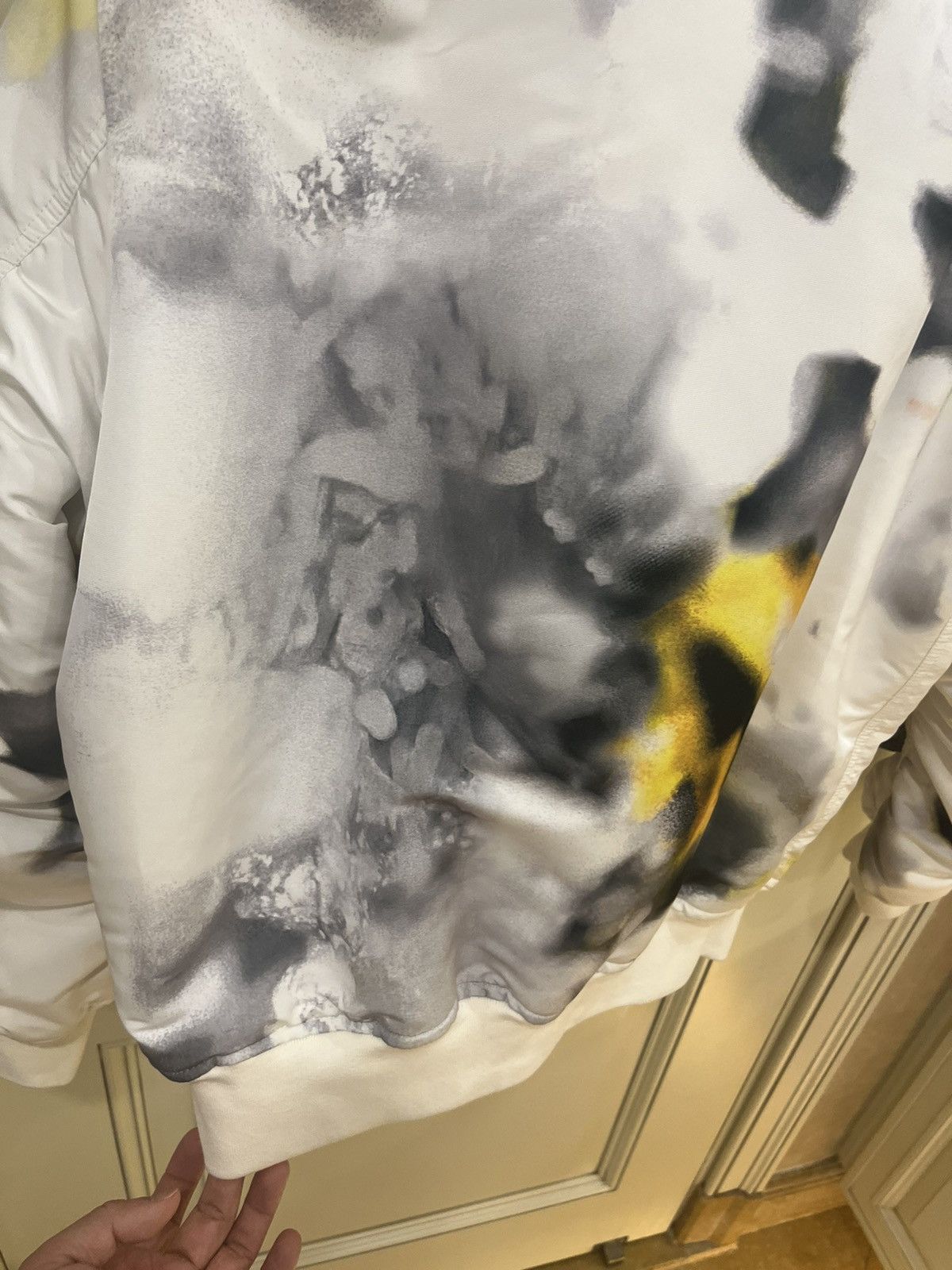 Alexander McQueen Obscured flower padded bomber jacket size 48 Size US M / EU 48-50 / 2 - 20 Thumbnail