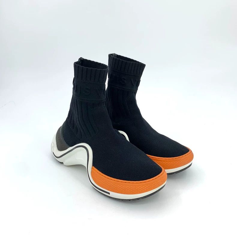 Louis Vuitton Louis Vuitton Black Letter Embossed Platform High Top Casu Size US 5.5 / IT 35.5 - 2 Thumbnail