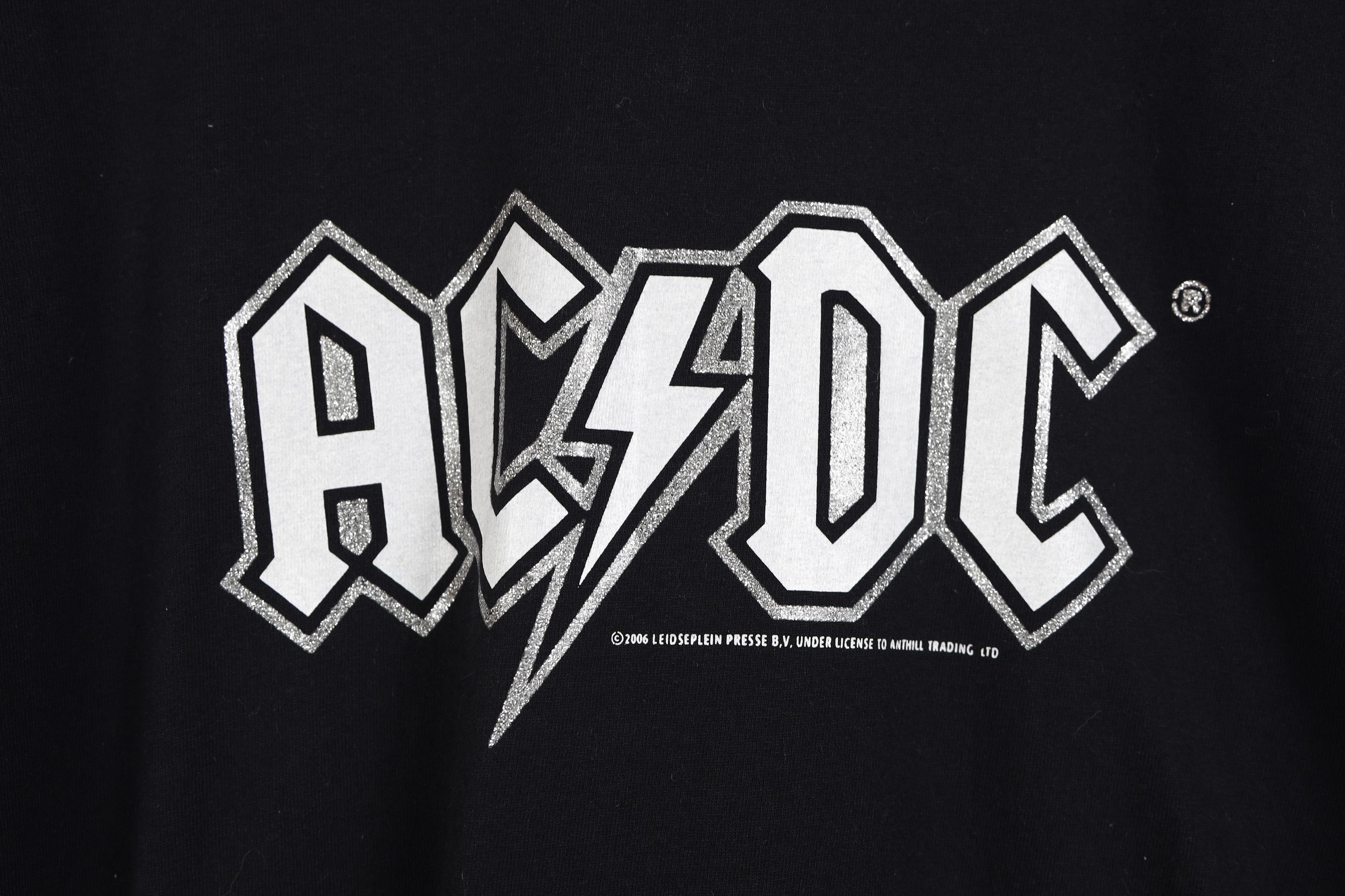 AC/DC × Band Tees × Vintage Vintage ACDC Merch Graphic Crew Tee T-shirt Size US L / EU 52-54 / 3 - 4 Thumbnail