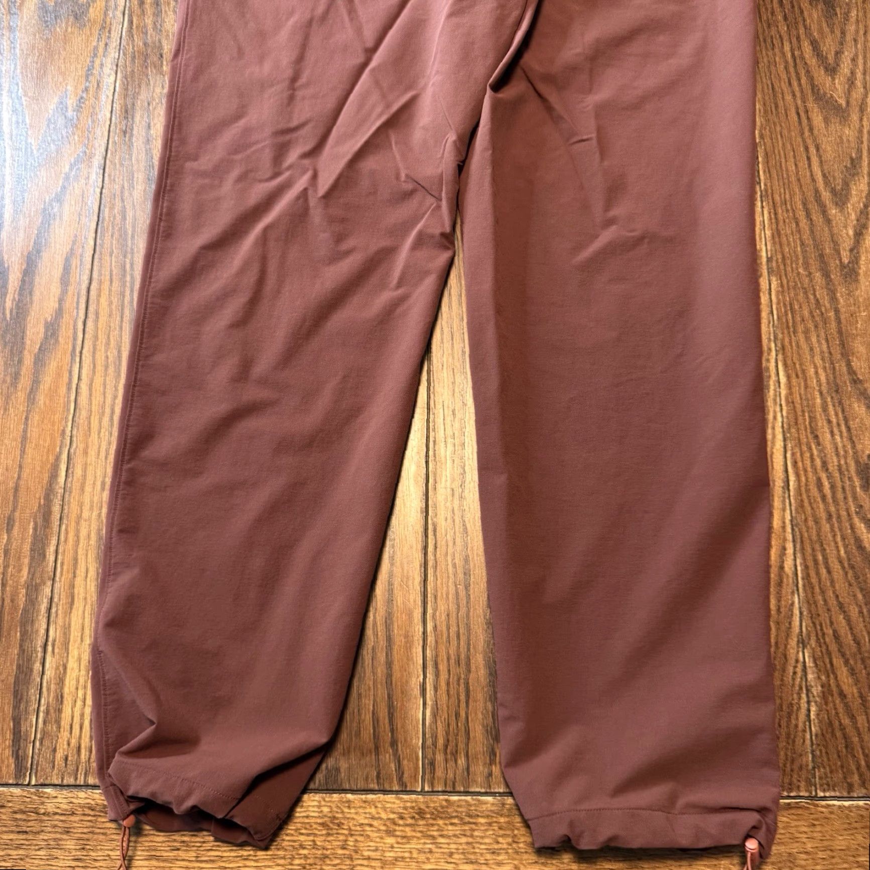 Cotopaxi Cotopaxi Men's Performance Athletic Pants Size XL Olive Red Drawstring Size US 36 / EU 52 - 6 Thumbnail