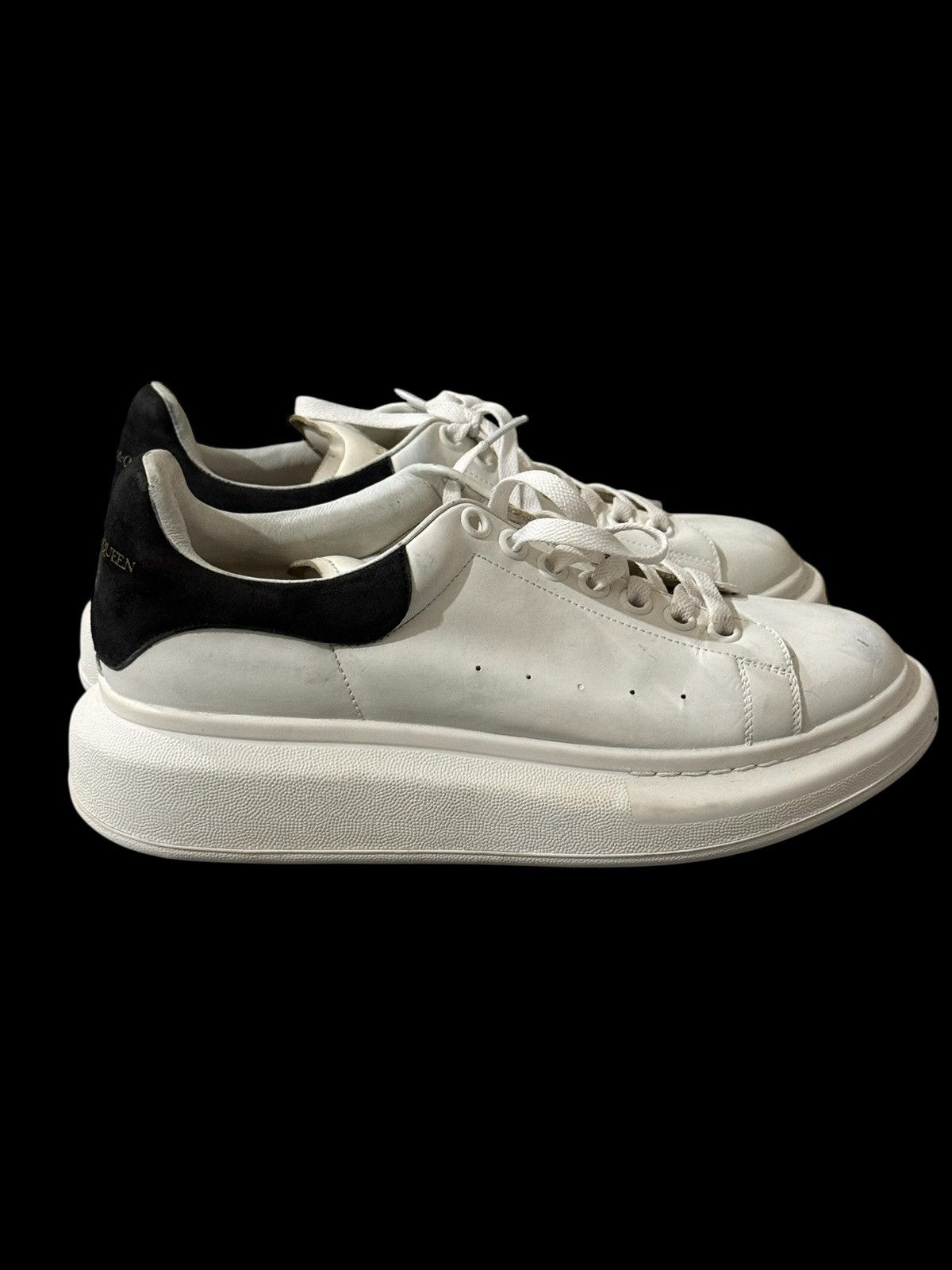 Alexander McQueen Alexander McQueen saiz 8UK White/Black Oversized Sneakers Size US 8 / EU 41 - 13 Thumbnail
