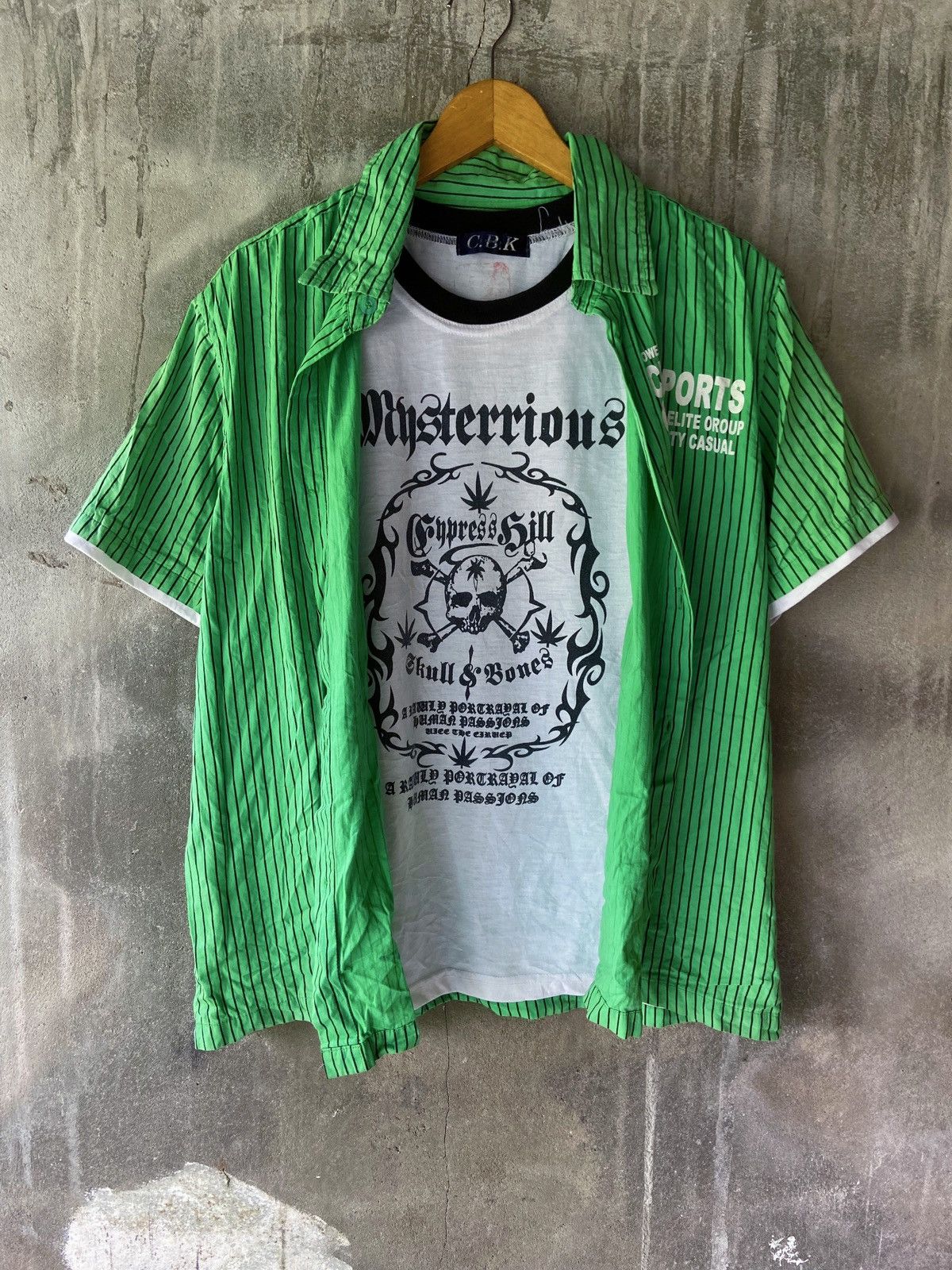 Other MYSTERRIOUS CYPRESS HILL DOUBLE LAYER TEE BUTTON UP SHIRT Size US M / EU 48-50 / 2 - 1 Thumbnail