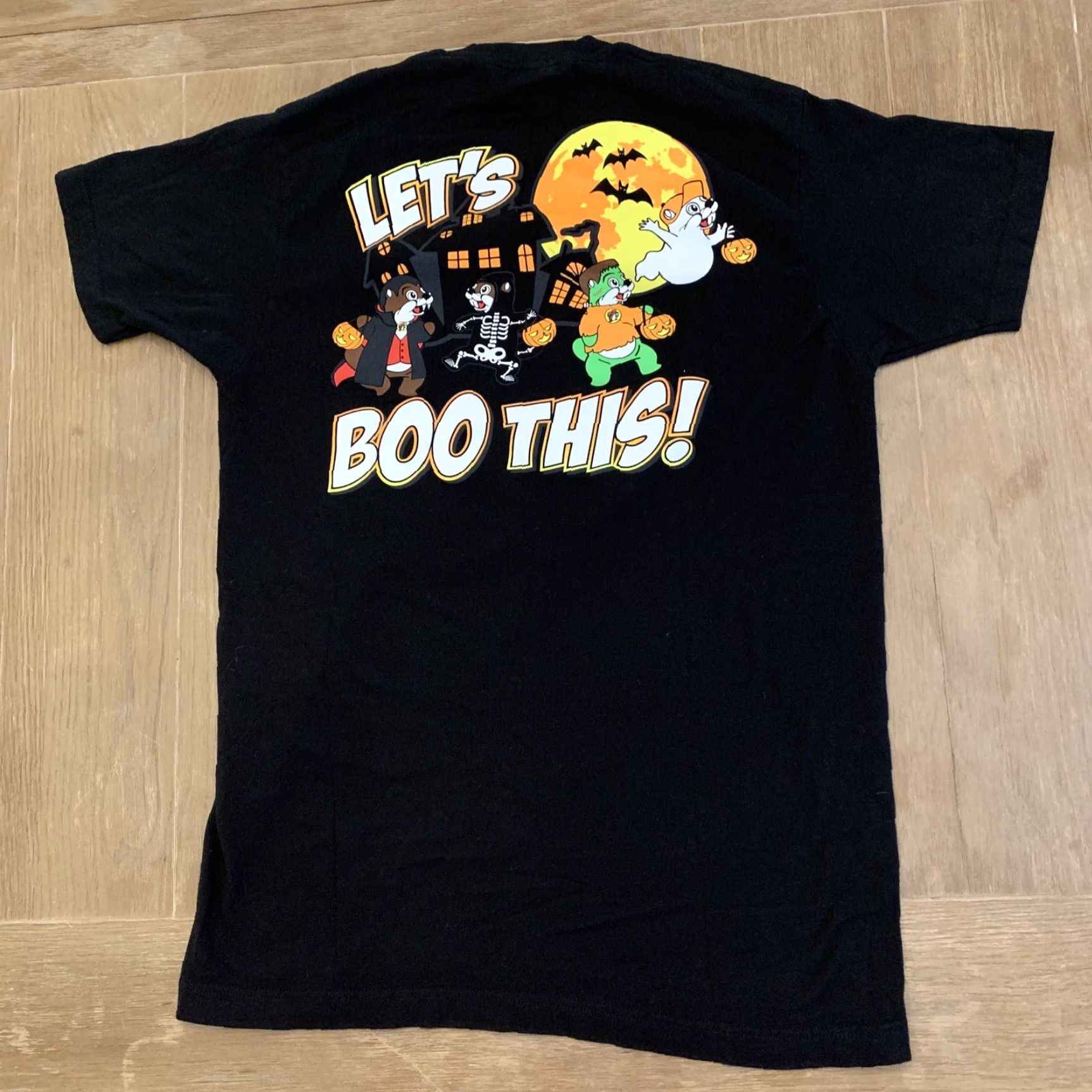 Vintage Buc-ee’s T-Shirt Halloween Let’s Boo This! Adult Medium Black Crew Neck Short Sleeve Men Buc-ee Beaver Logo Double-Sided Size US M / EU 48-50 / 2 - 4 Thumbnail