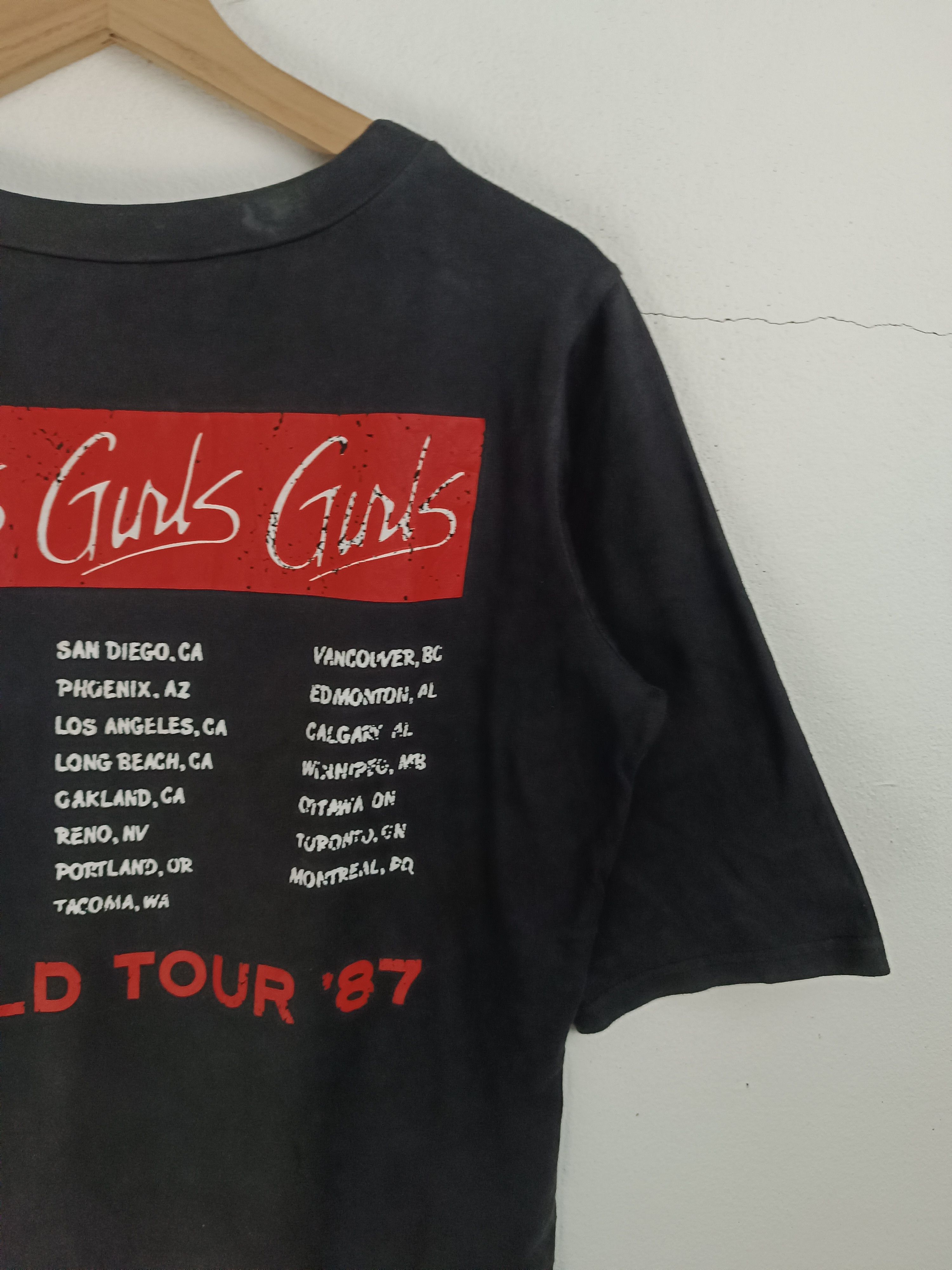 Band Tees VINTAGE BAD BOYS MOTLEY CRUE HOLLYWOOD CA VERY RARE Size US M / EU 48-50 / 2 - 13 Thumbnail