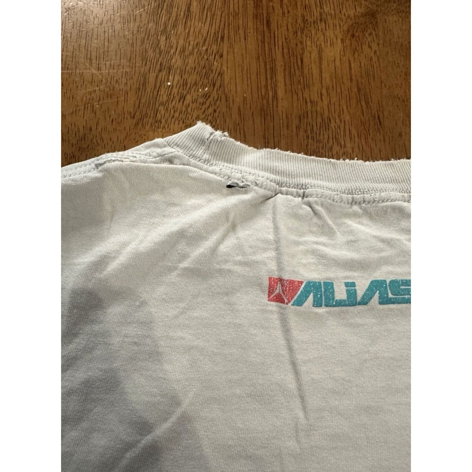 Vintage Alias T Shirt XL Skate Street Grunge Shirt Unisex Adults Beige 100% Cotton Beefy T Grunge Size US XL / EU 56 / 4 - 5 Thumbnail